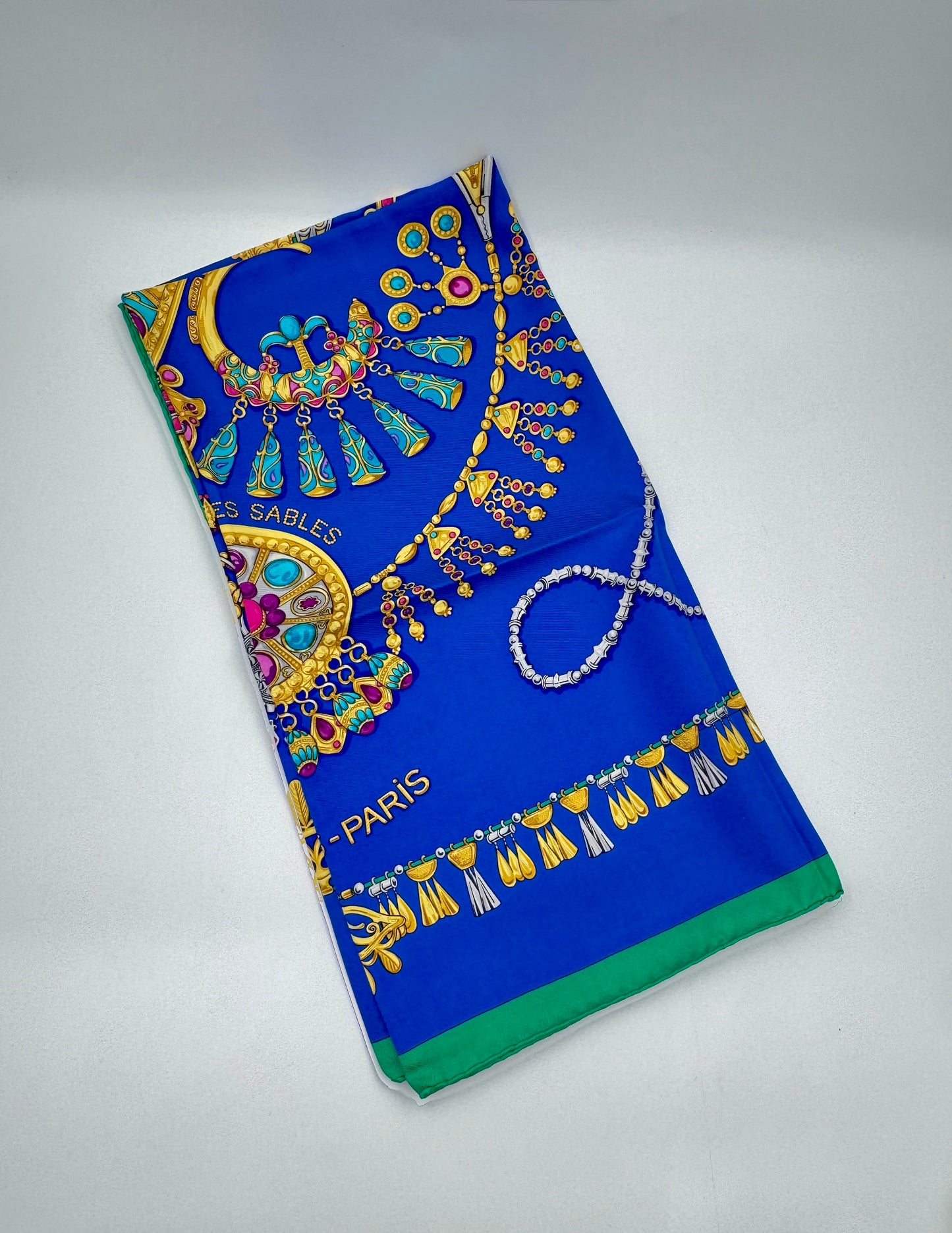 Hermès “Parures des Sables” Silk Scarf – 90 cm – Original Issue c.1995 with Box