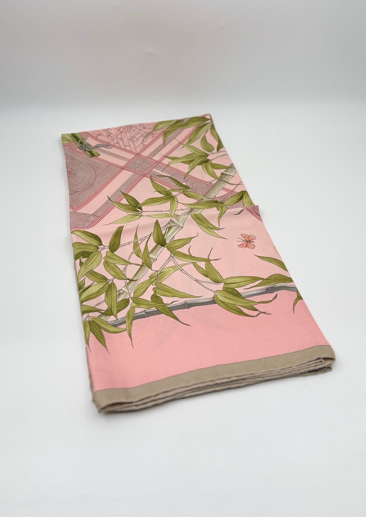 Hermès “Sérénité” Silk Scarf – 90 cm – Zoé Pauwels, 2001