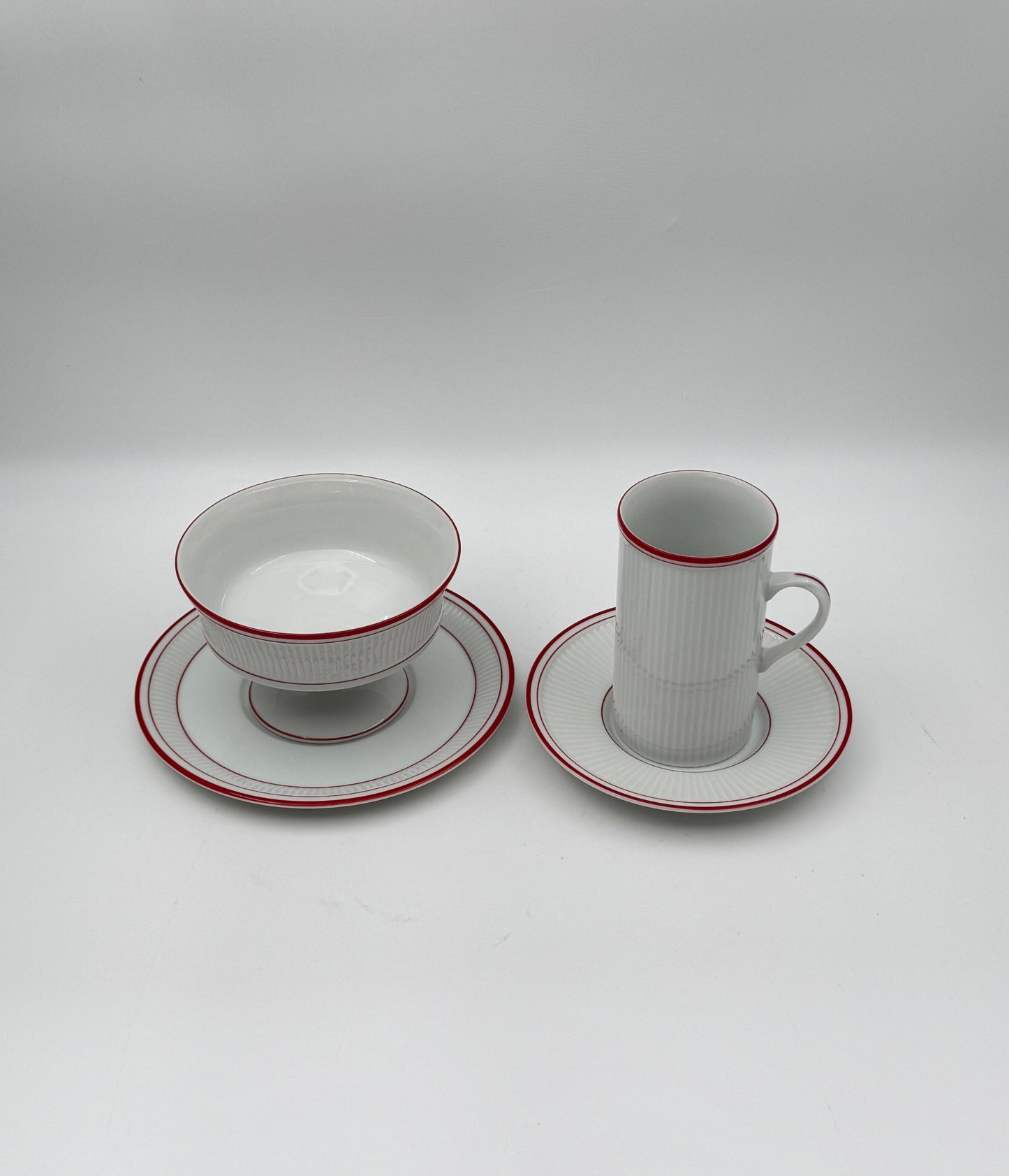 Fitz and Floyd “Holiday Classic” Fine Porcelain Dessert Set – Set of 8 Coffee Cups and Compotes with Saucers