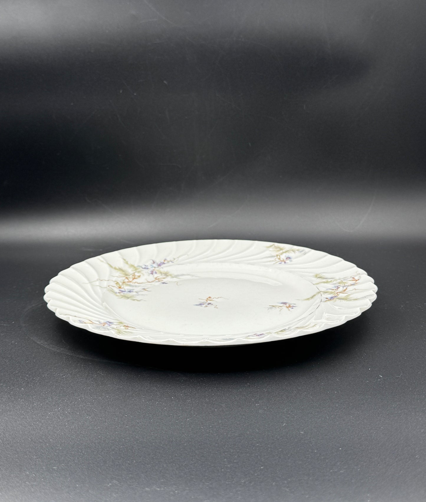 Haviland Orsay China – Lavender Vine Flower – 19-Piece Set