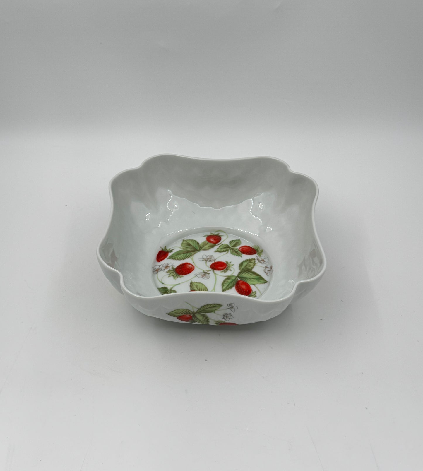 Bernardaud France – Small Bowl and Creamer Set with Strawberry Detail