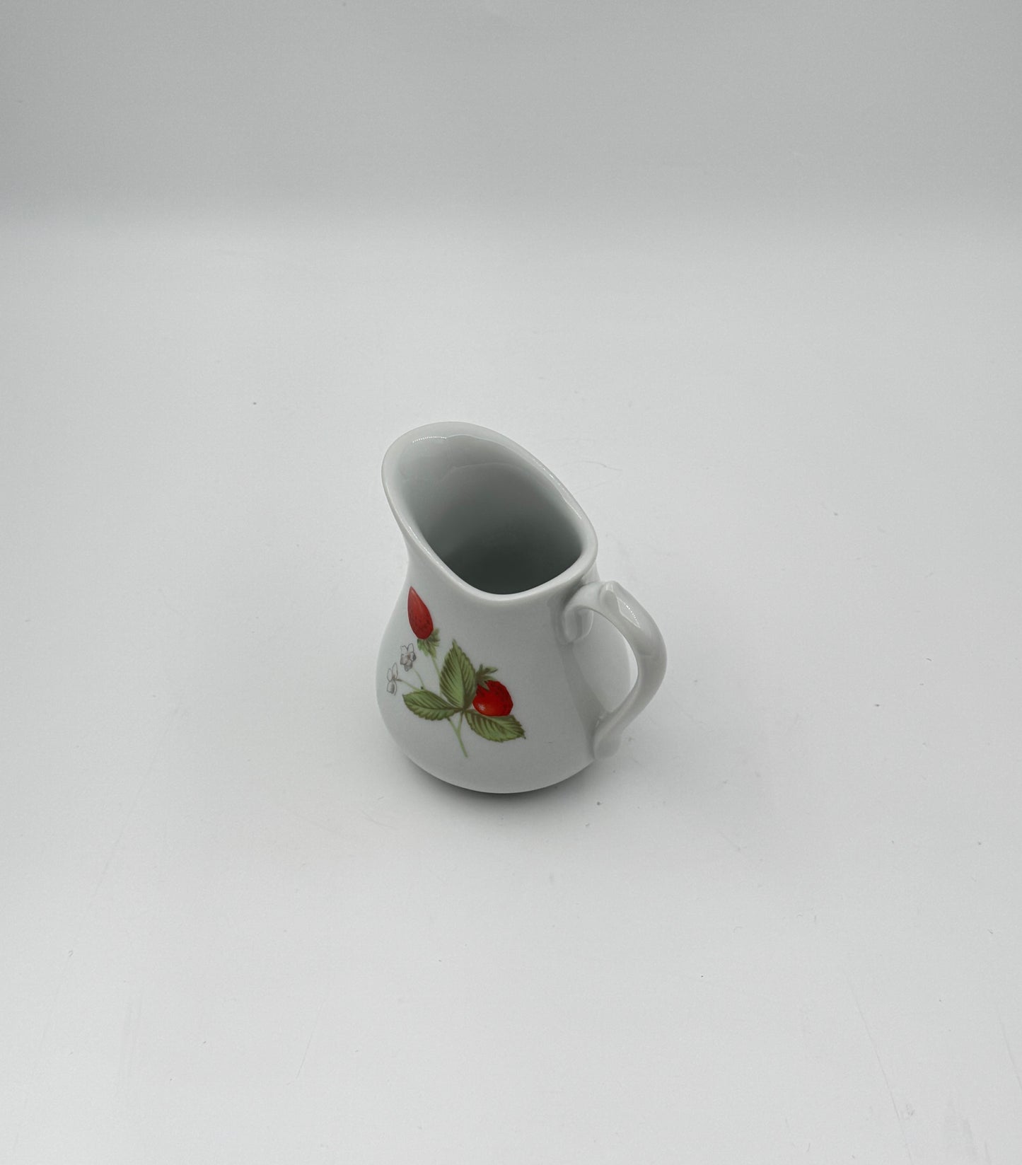 Bernardaud France – Small Bowl and Creamer Set with Strawberry Detail