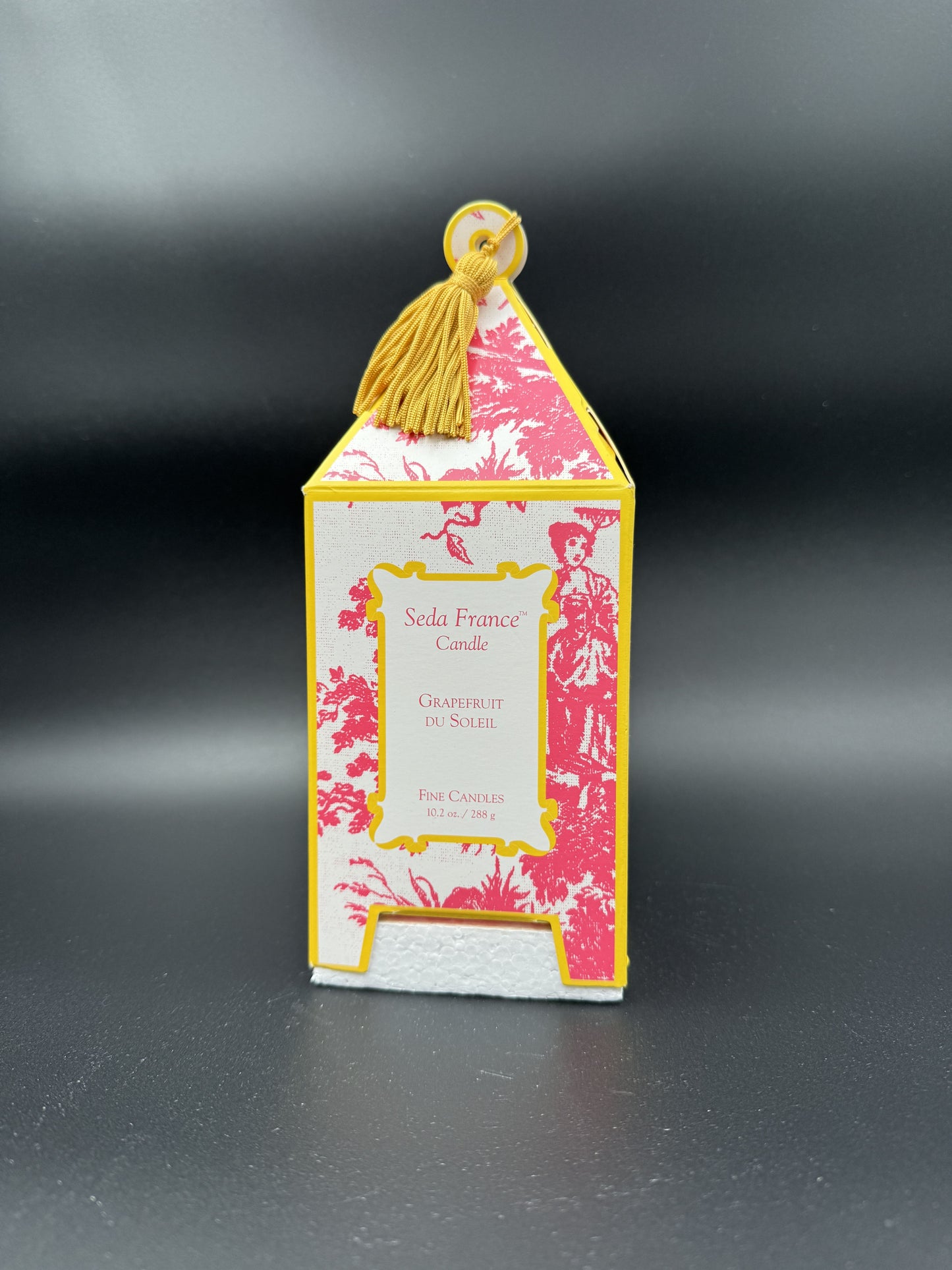 Seda France Grapefruit du Soleil Pagoda Box Candle – 10.2 oz