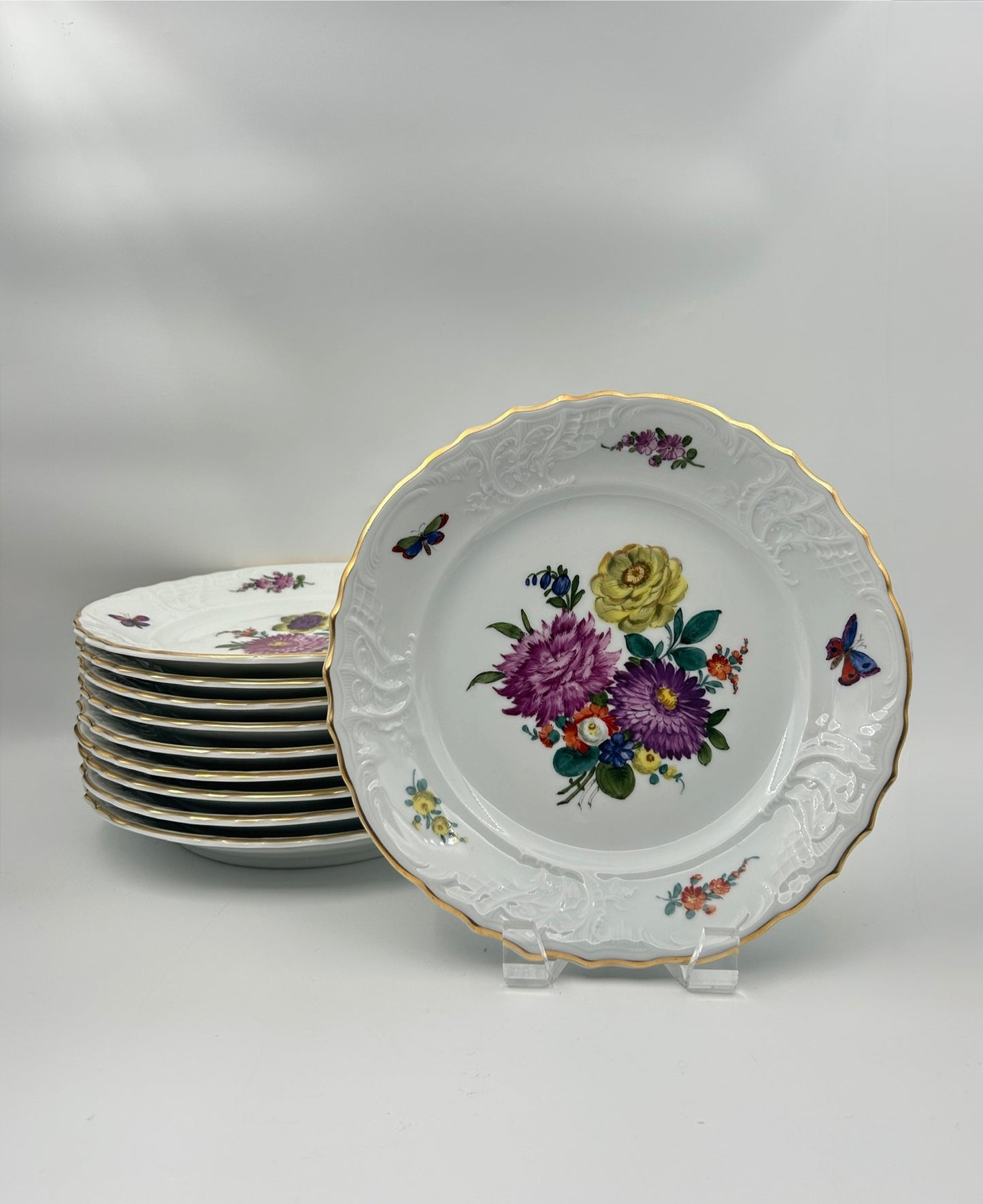 Set of 10 Fraureuth Dessert Plates – Hand Painted Floral, Gilt Rim – Saxony, c.1900