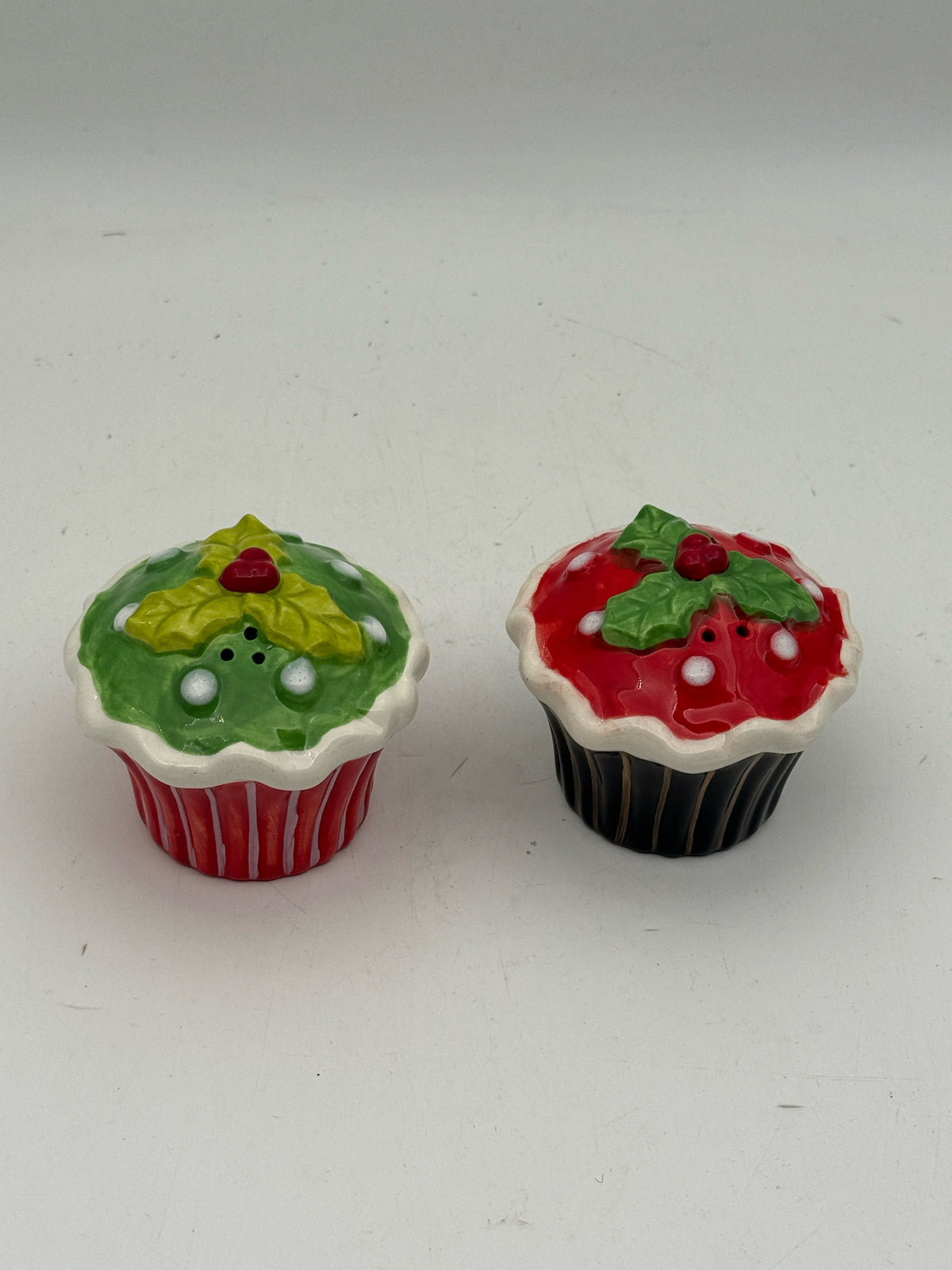 Christmas Holiday Cupcake Salt And Pepper Shakers