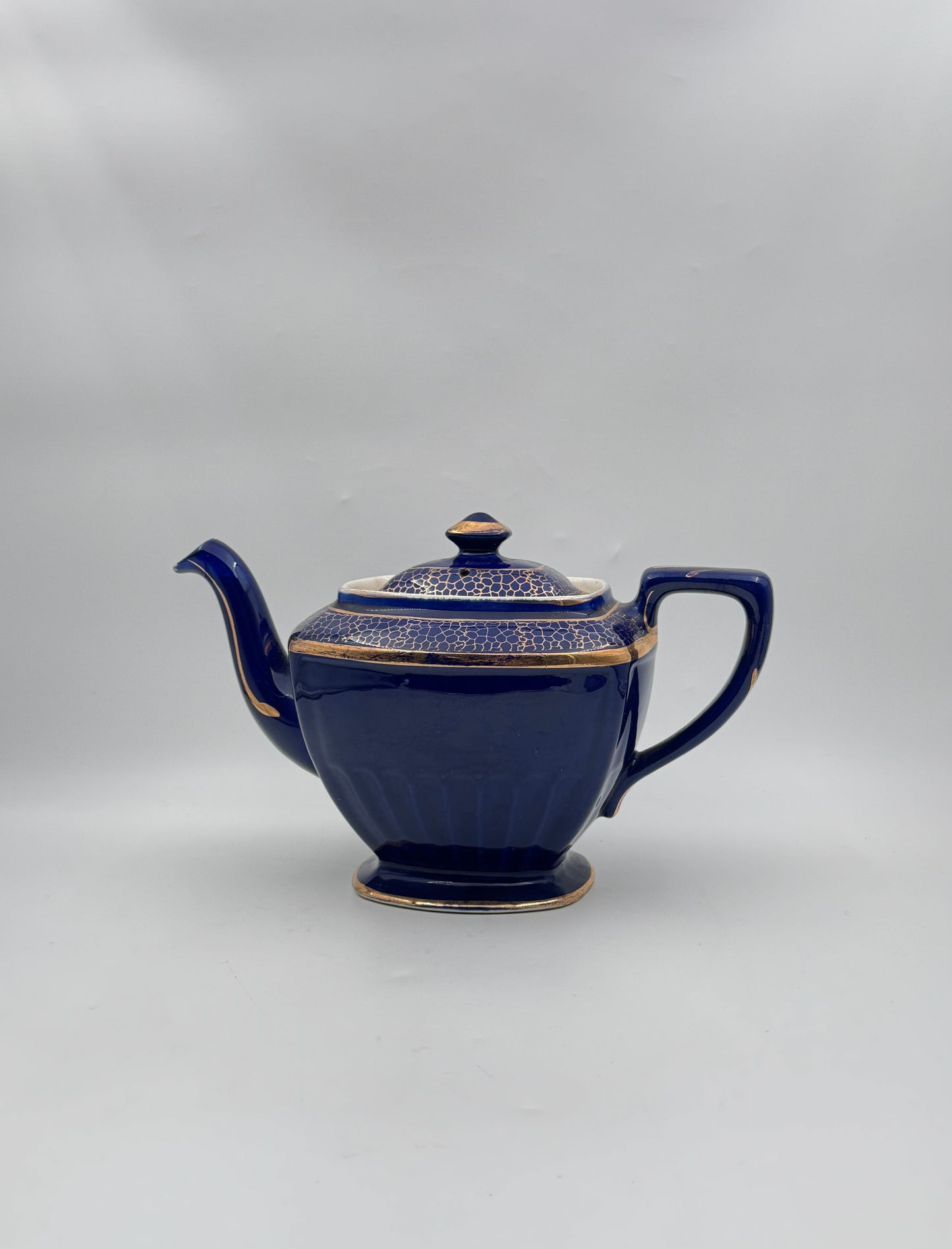 Hall China Teapot – Cobalt Blue with Gold Accents