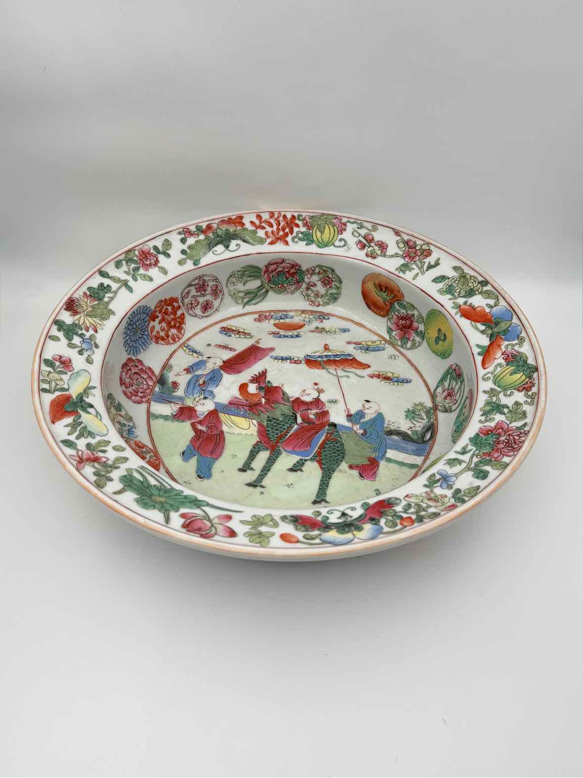 Large Chinese Famille Rose Rimmed Basin Bowl