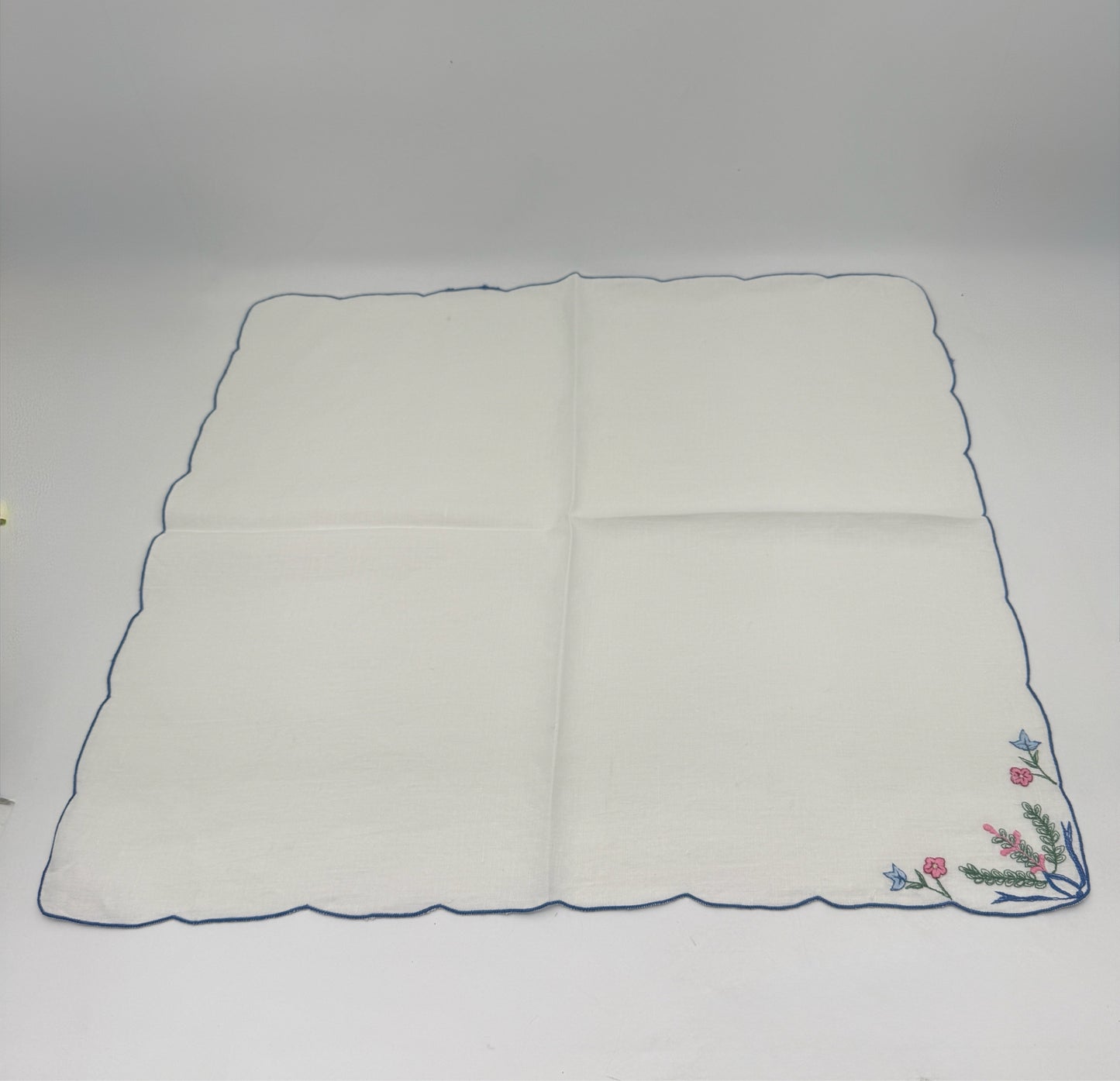 Set Of Ten White Napkins And Placemats