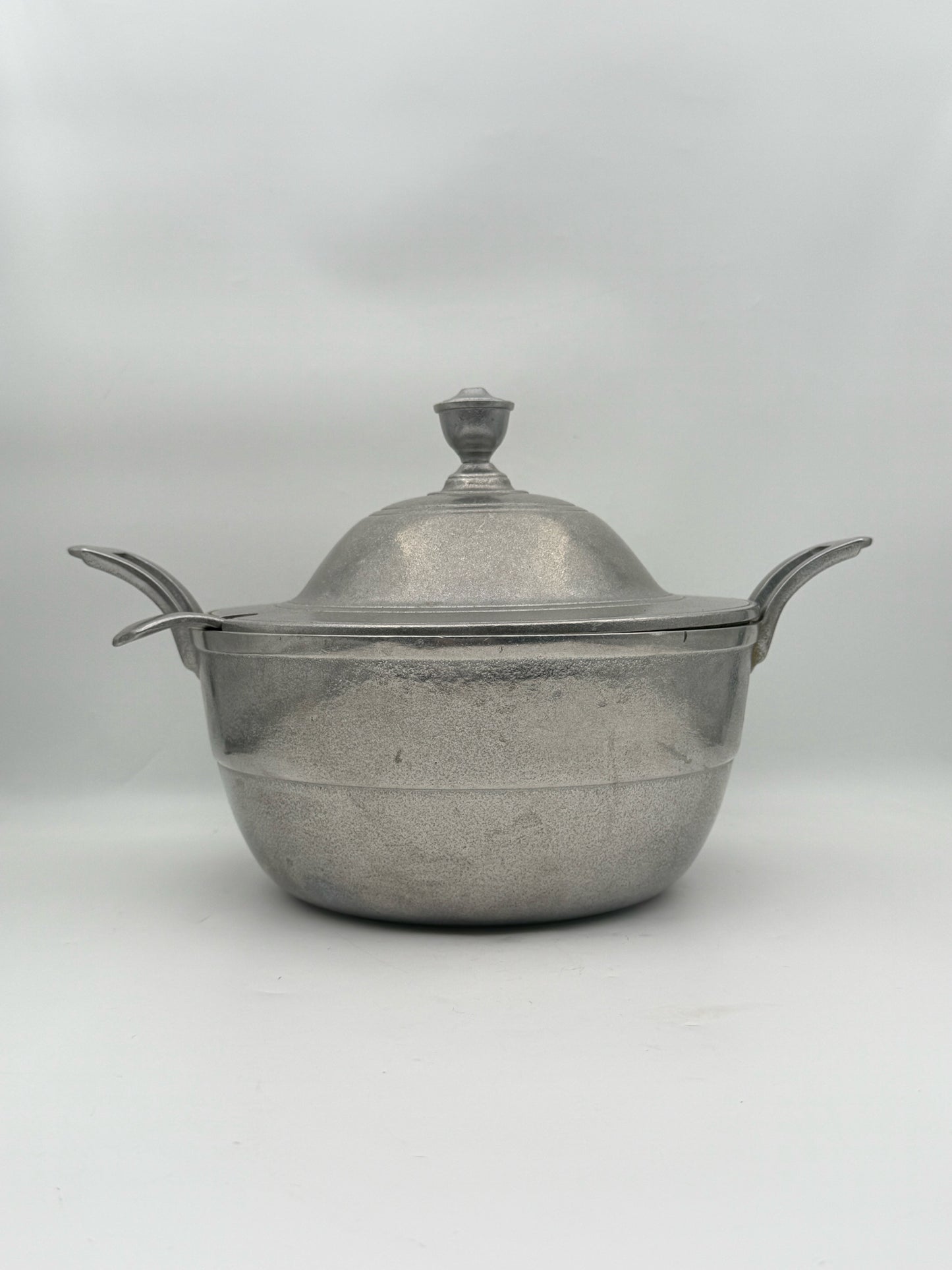 Wilton Armetale Pewter Soup Tureen With Lid And Ladle