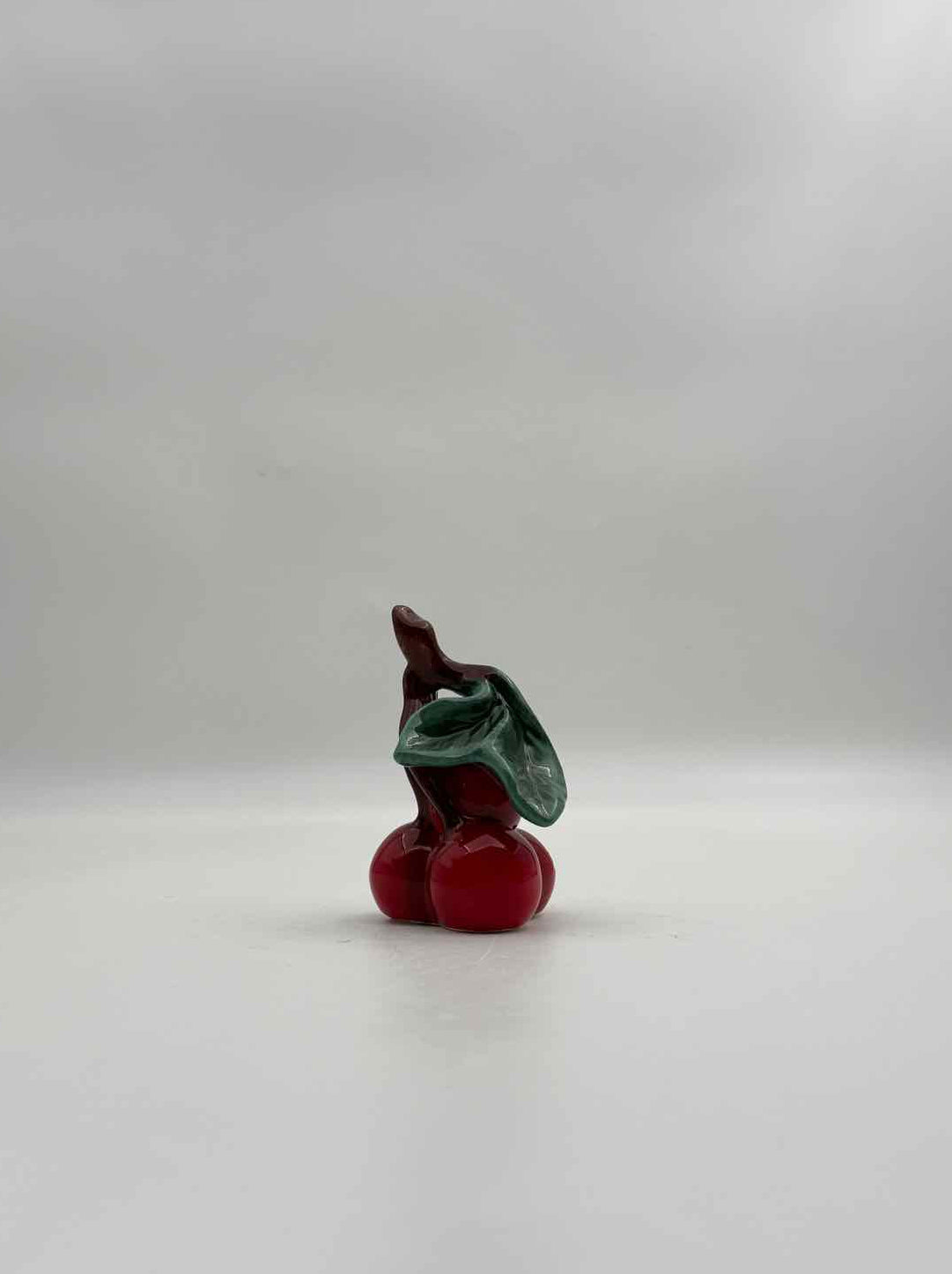 Cherry Salt Pepper Shakers Set Fruit Kitchen Decor Collectible Art