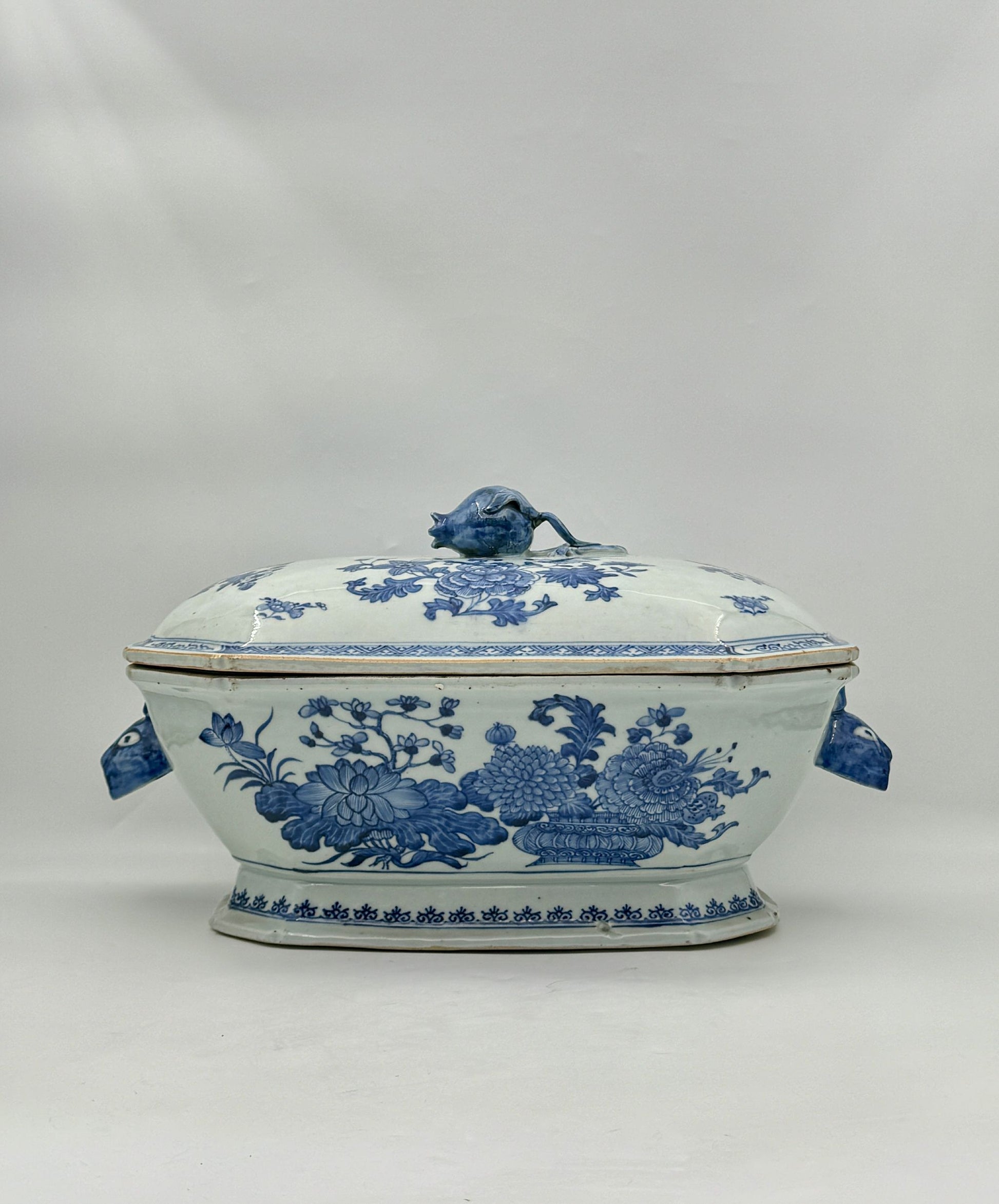 Vintage Chinese Export Blue & White Porcelain Tureen with Lid 19th C.