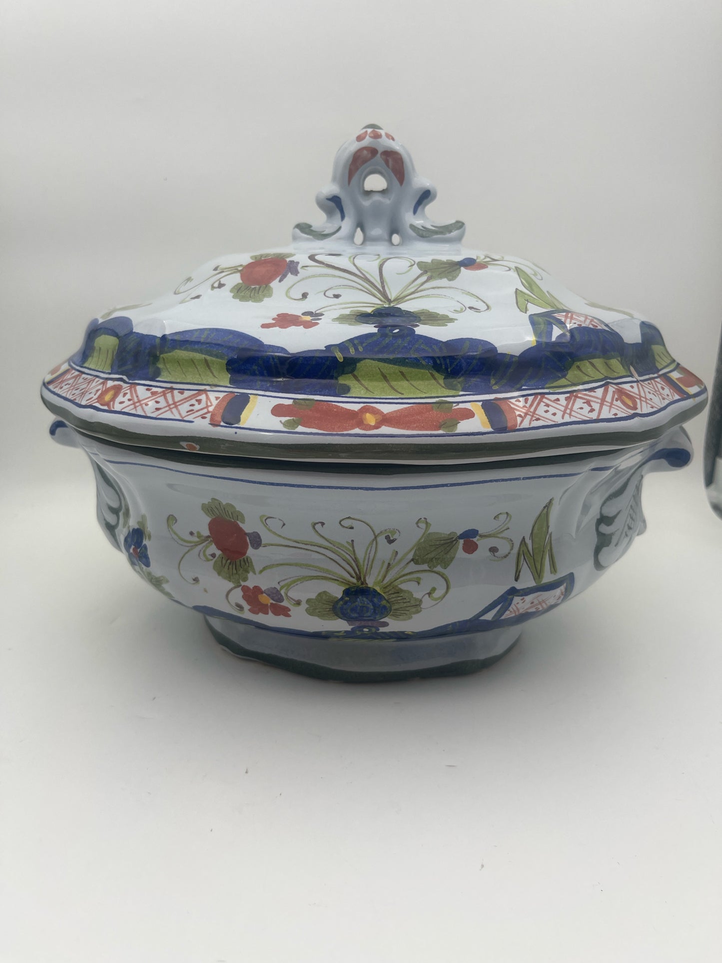 Garofano Carnation Tureen
