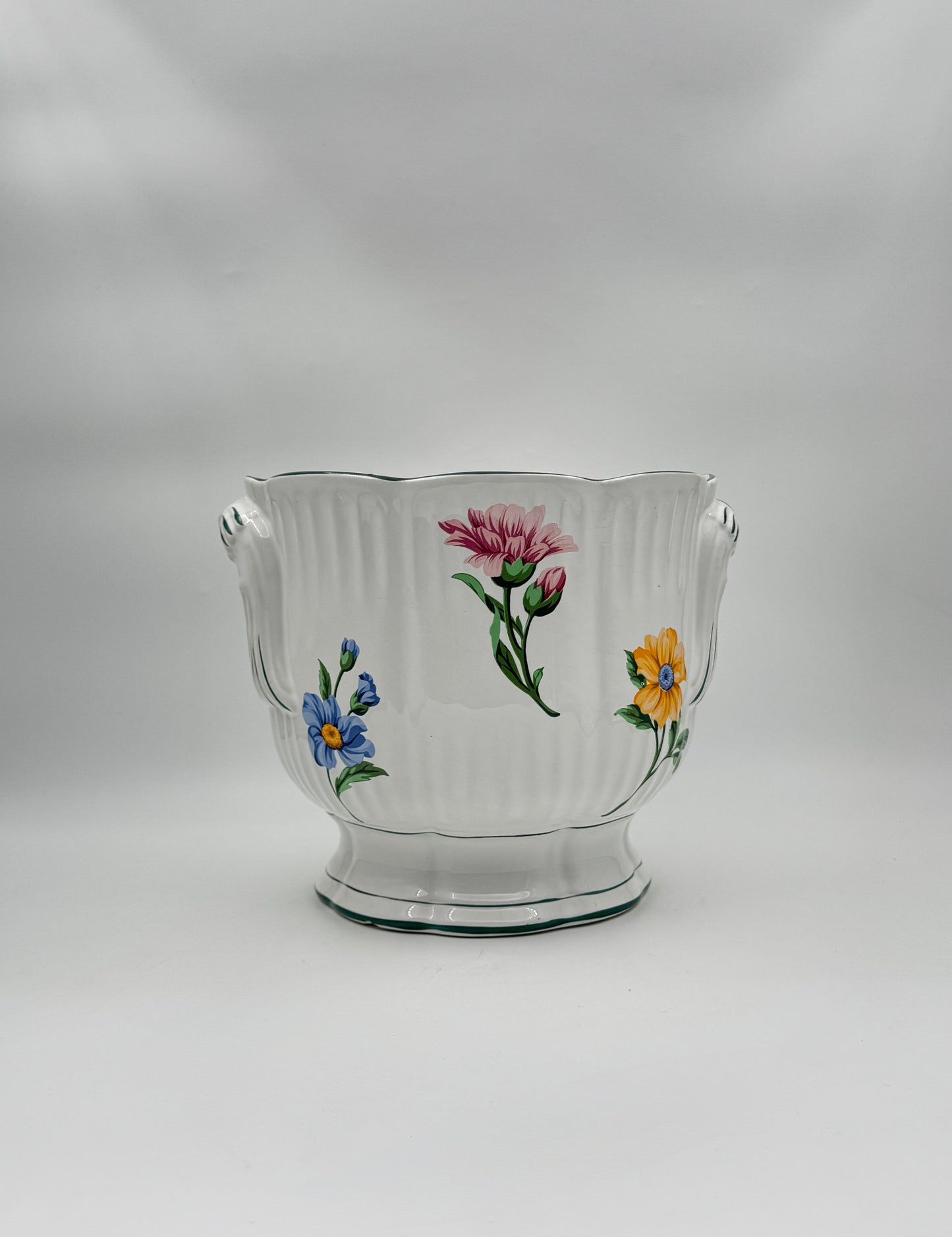 Tiffany & Co. Porcelain Cachepot – White with Hand-Painted Flowers & Green Trim
