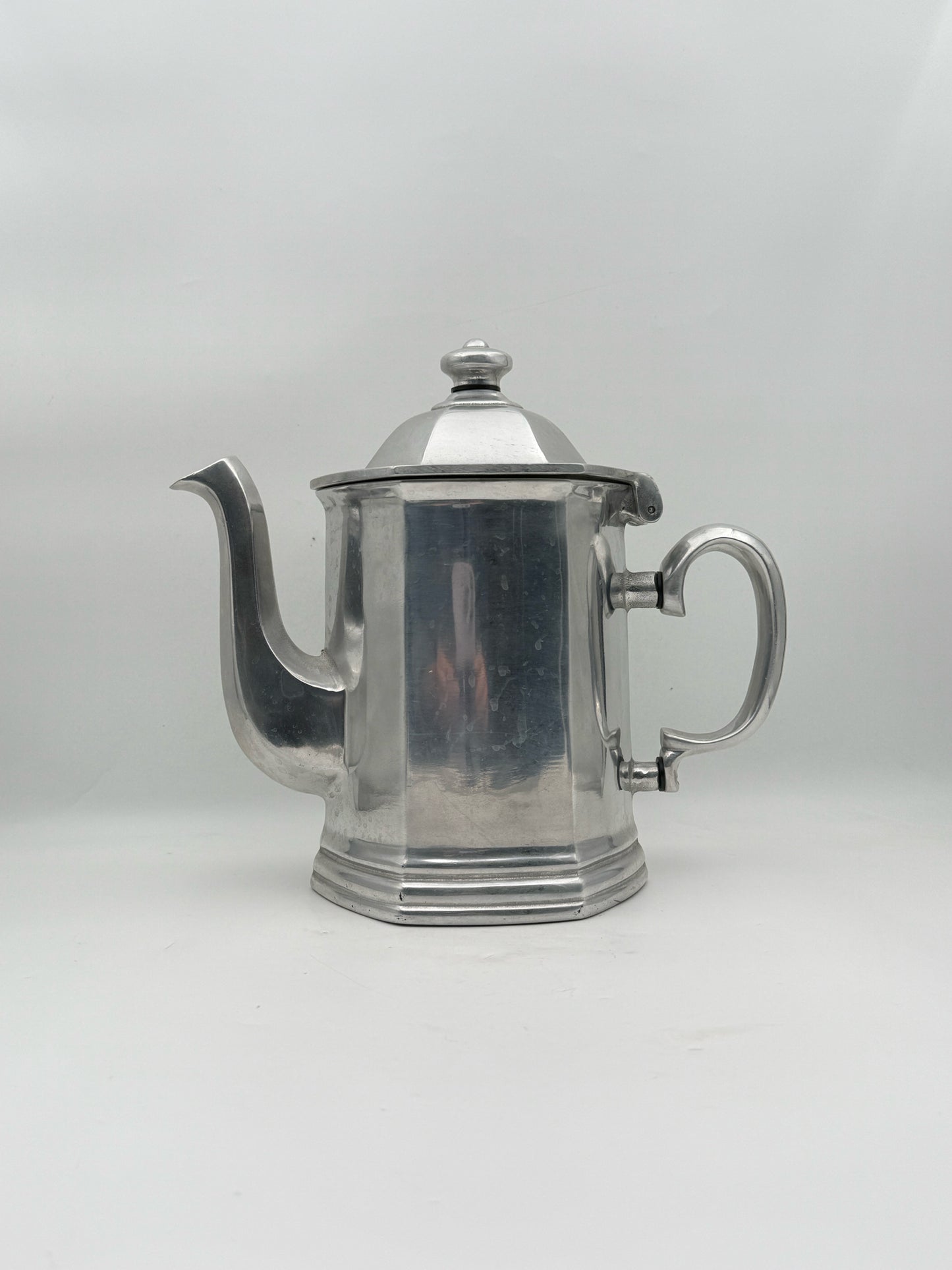 Wilton Armetale "Mulberry Hill" Pewter Coffee Pot