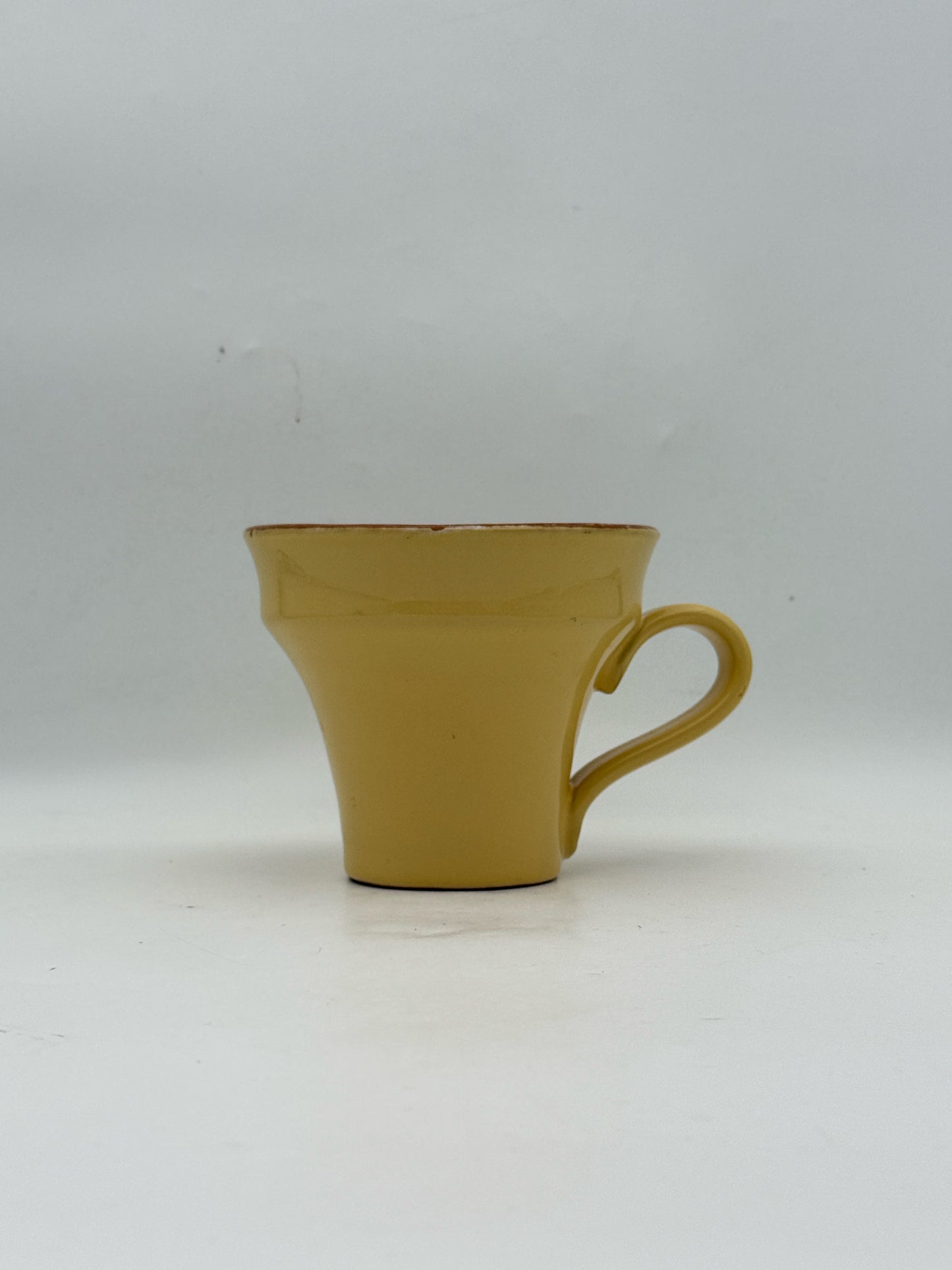 Vietri Cucina Fresca Saffron Yellow Mugs- Set Of 4