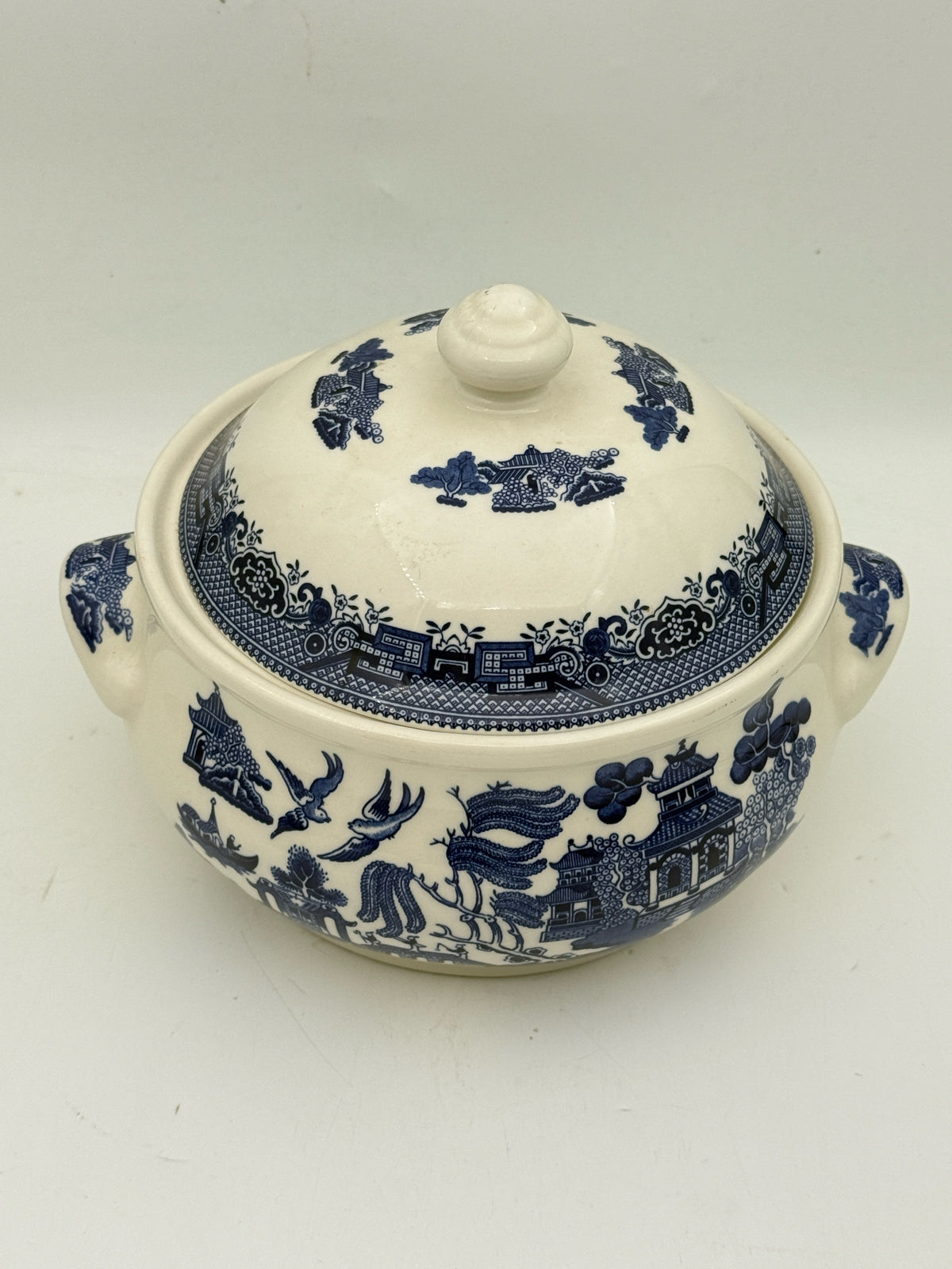 Blue Willow Vegetable Serving Dish Tureen By Churchill