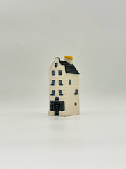KLM Delft Blue House #28 - In Duizend Vreezen
