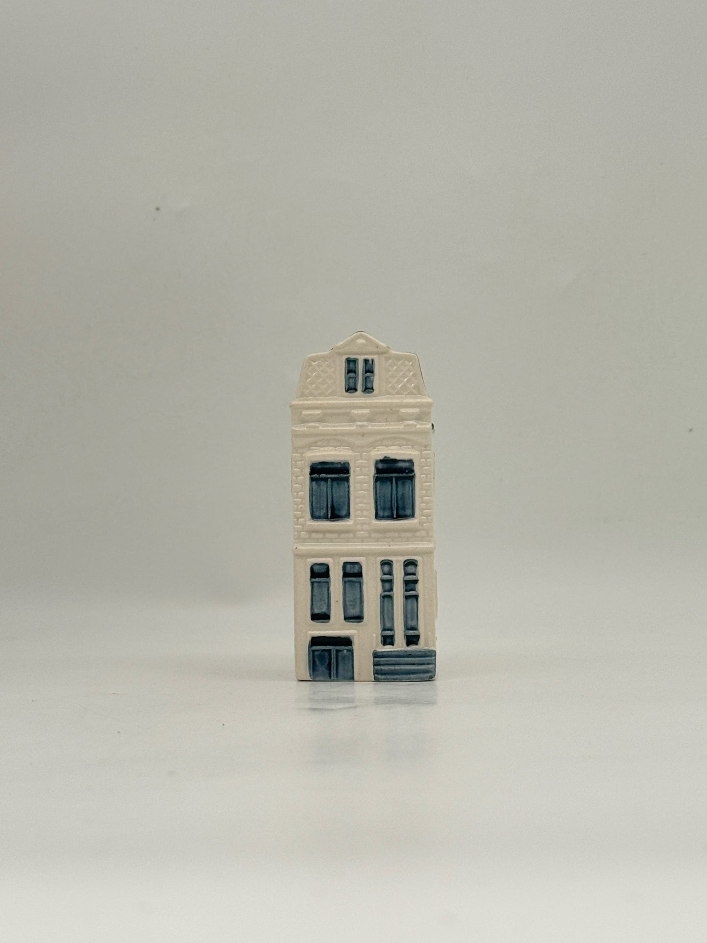 KLM Delft Blue House #71