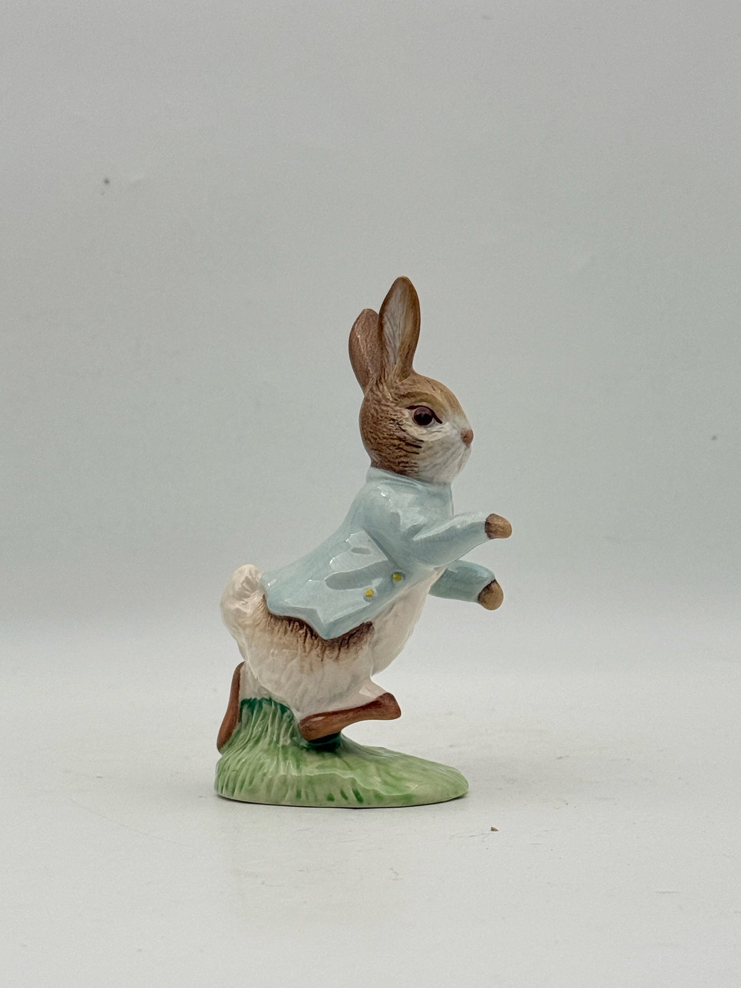 Royal Albert Beatrix Potter Figurine- Peter Rabbit