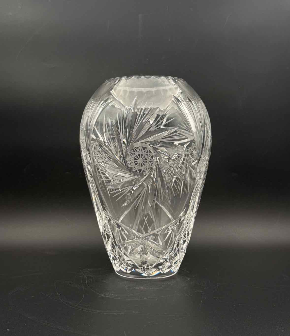 Handcut Crystal Pinwheel Star Vase