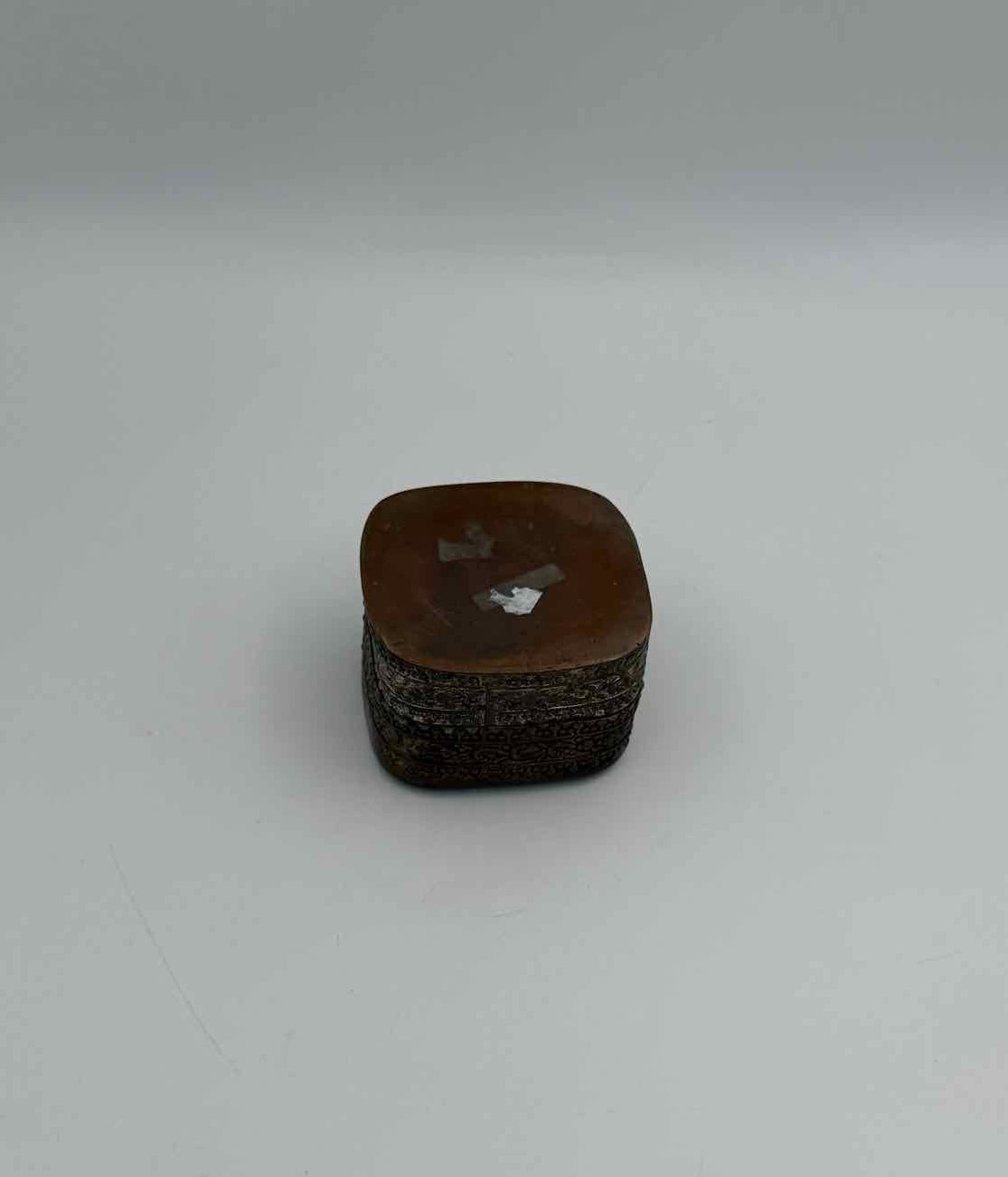 Chinese Porcelain Shard Trinket Box Metal Case Blue White Decor Art