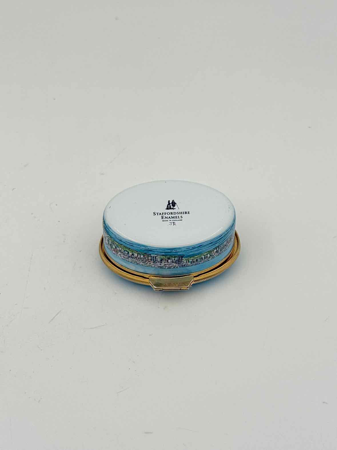 Staffordshire "Buckingham Fountain Chicago" Enamel Box