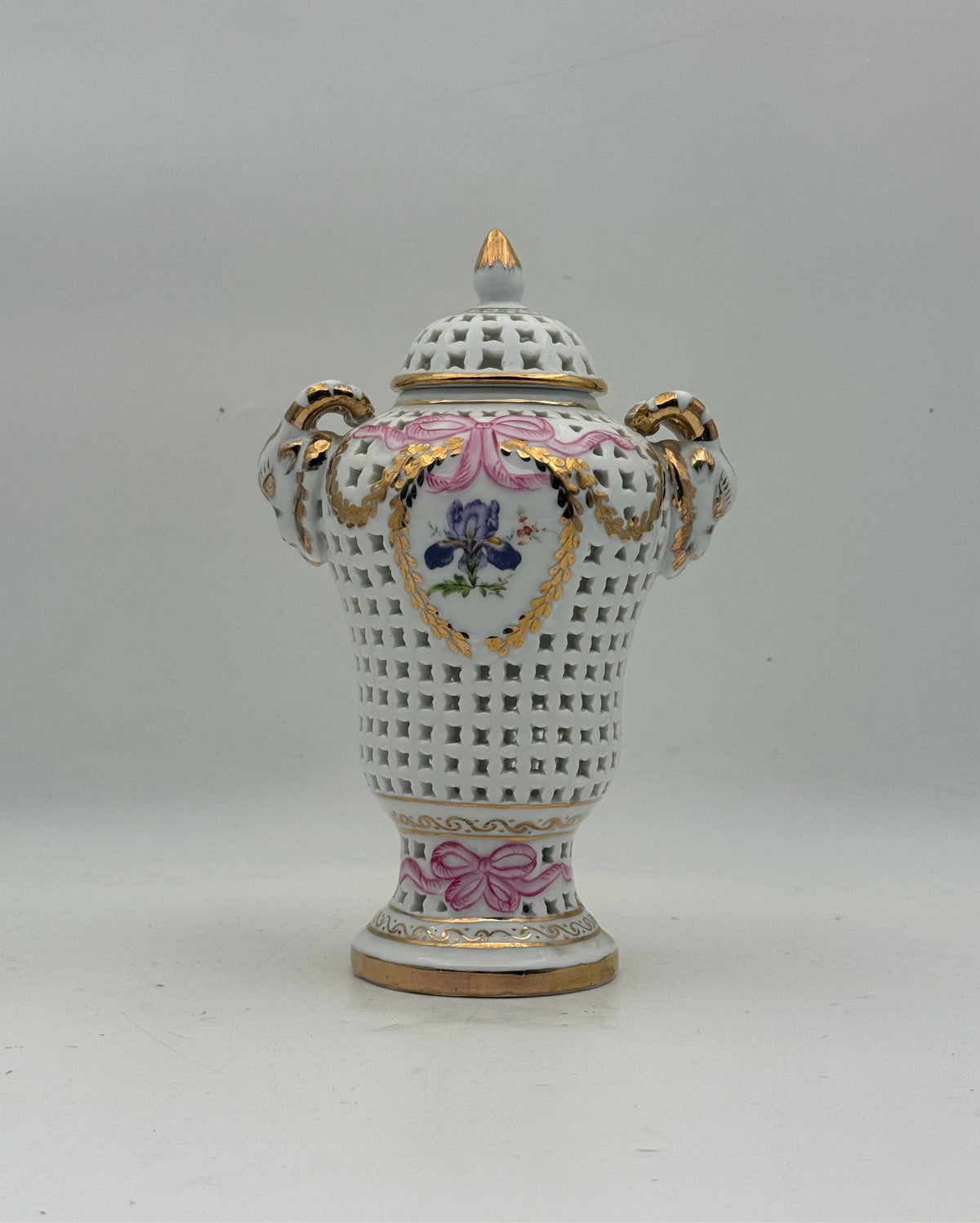 KPM Handpainted Potpourri Jar