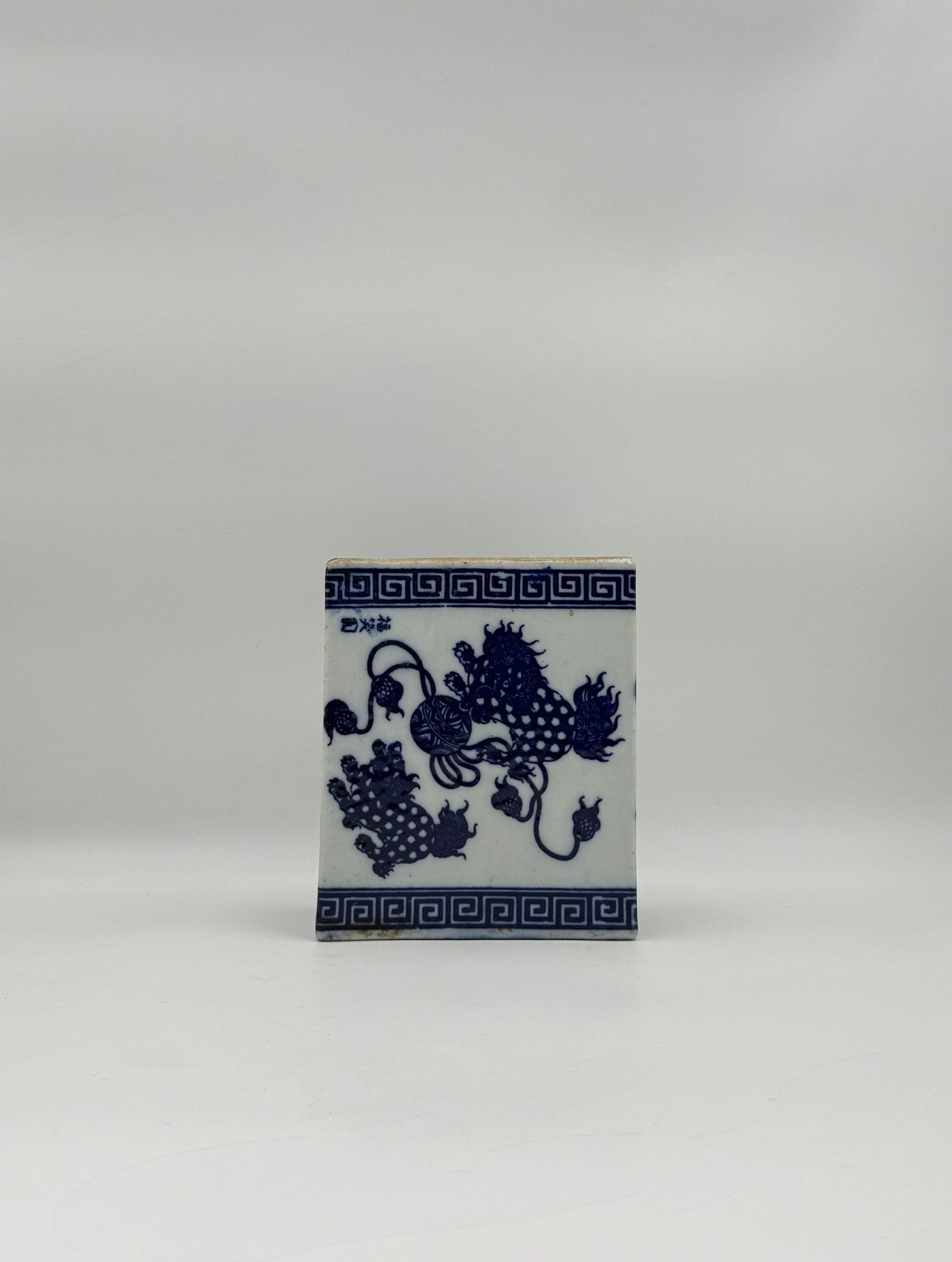 Chinese Blue & White Porcelain Opium Pillow with Dragons – Ventilated