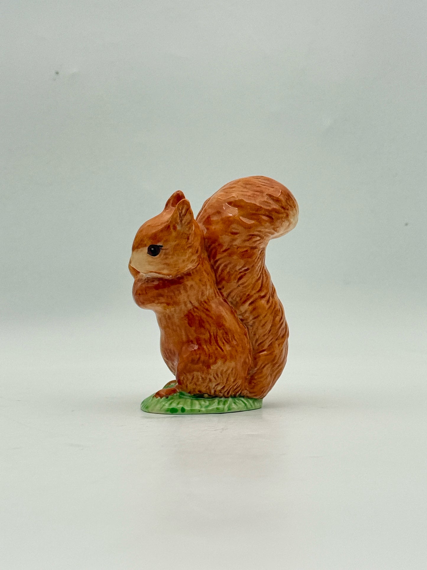 Beatrix PotterRoyal Albert Figurine- Squirrel Nutkin