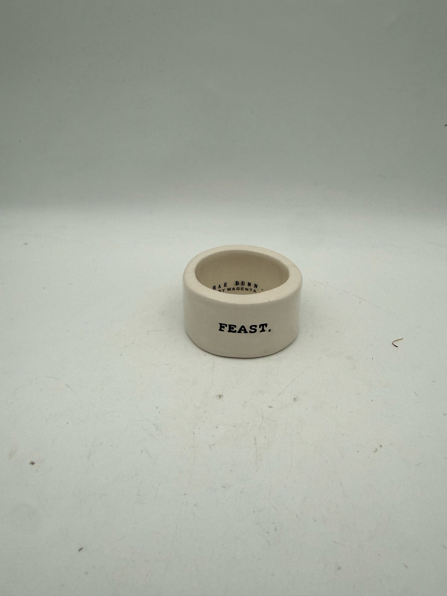Rae Dunn Set Of 6 Napkin Rings