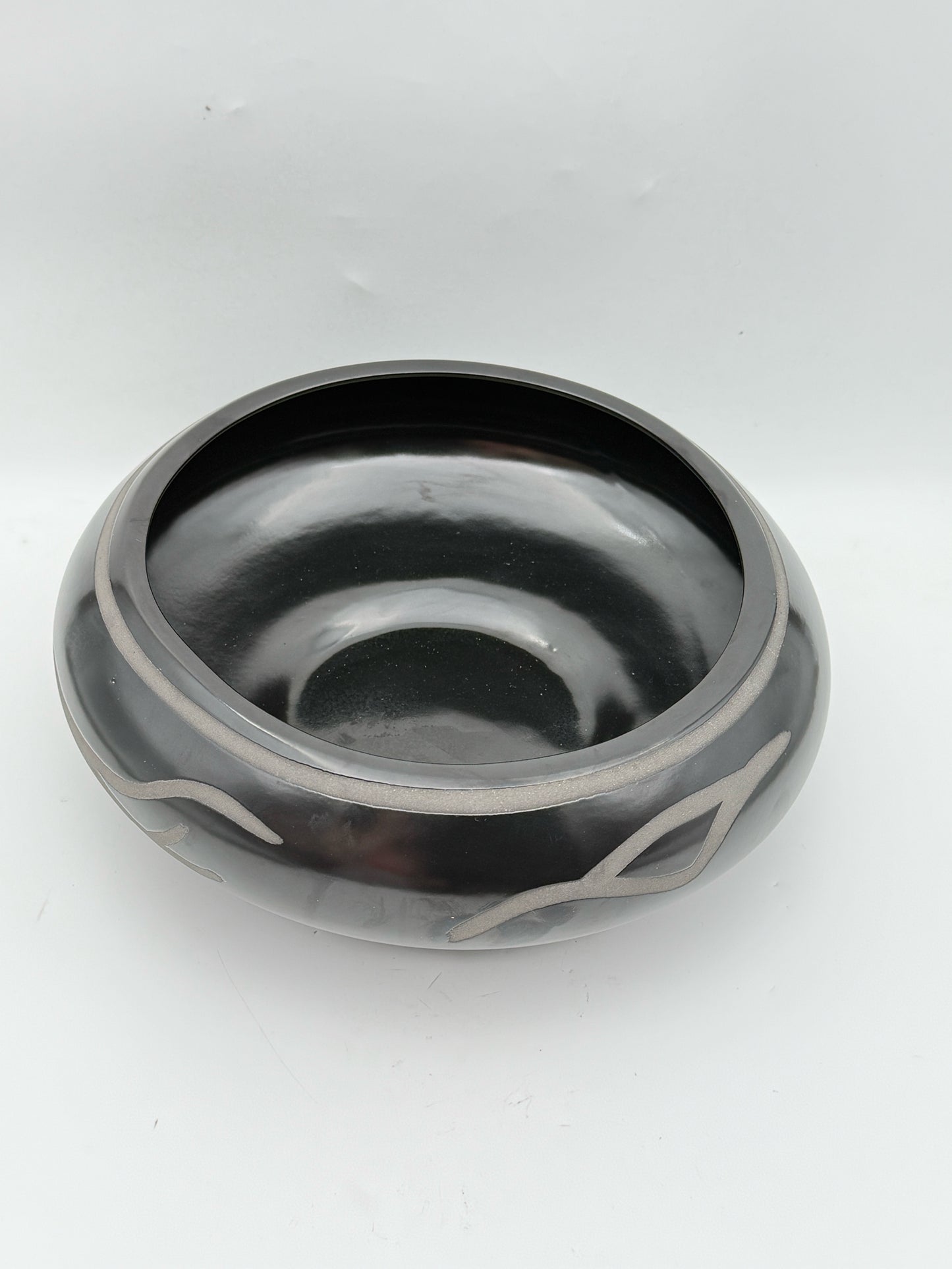George And Georgene Garrett Signed Black Pottery Bowl