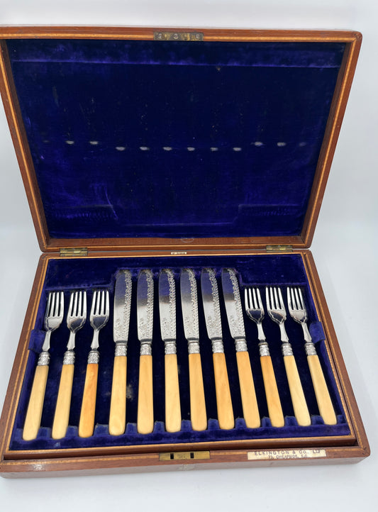 Boxed Silverplate Fish Set for Six– Elkington & Co., England