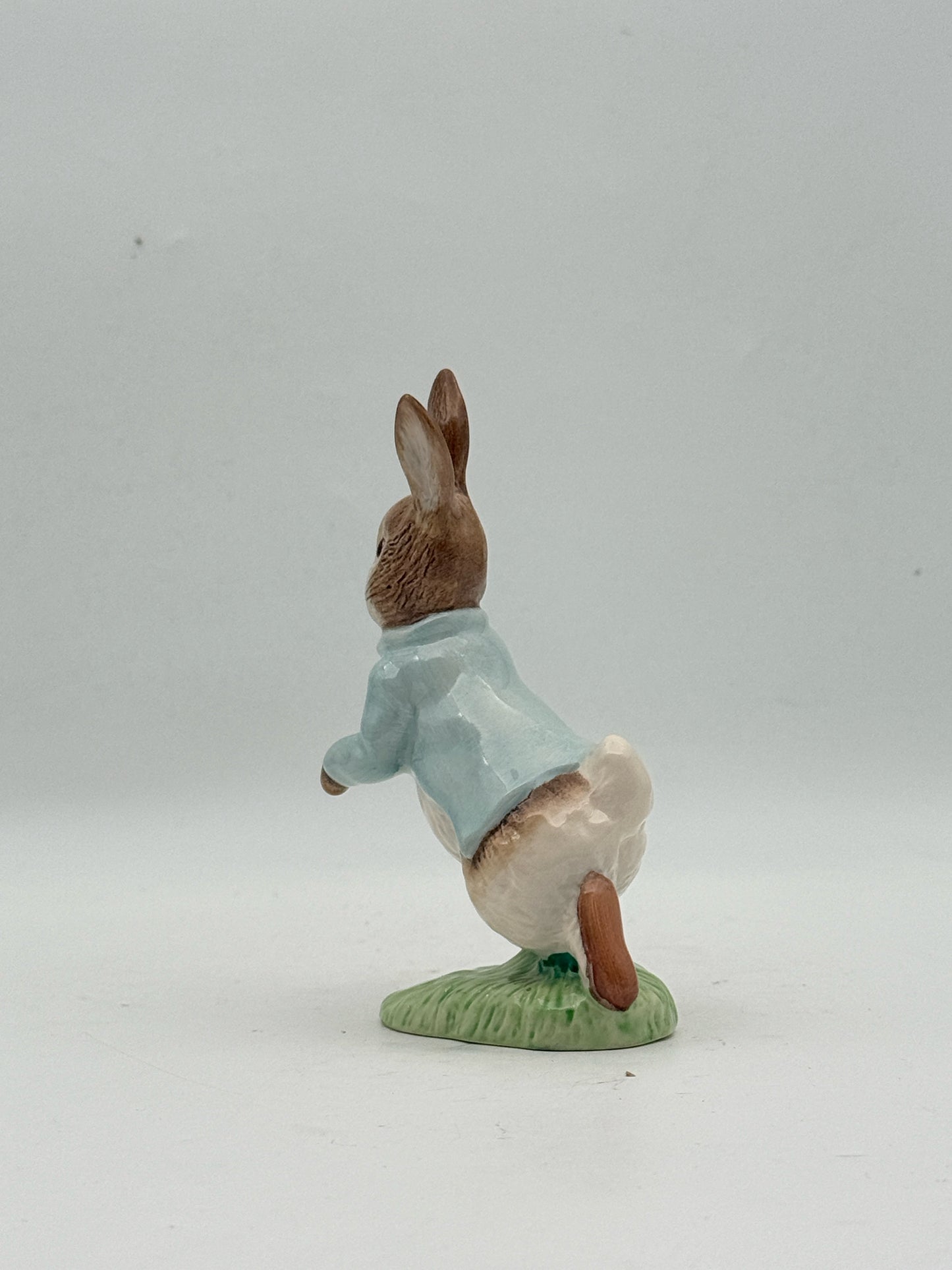 Royal Albert Beatrix Potter Figurine- Peter Rabbit