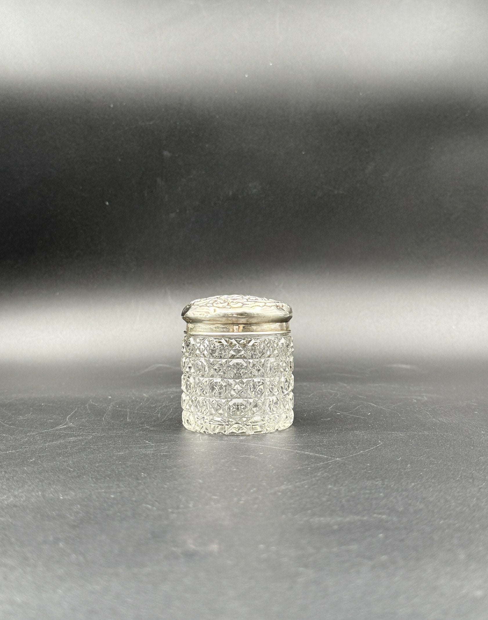 Sterling Silver Lidded Vanity Jar – Chester England c.1909 Antique