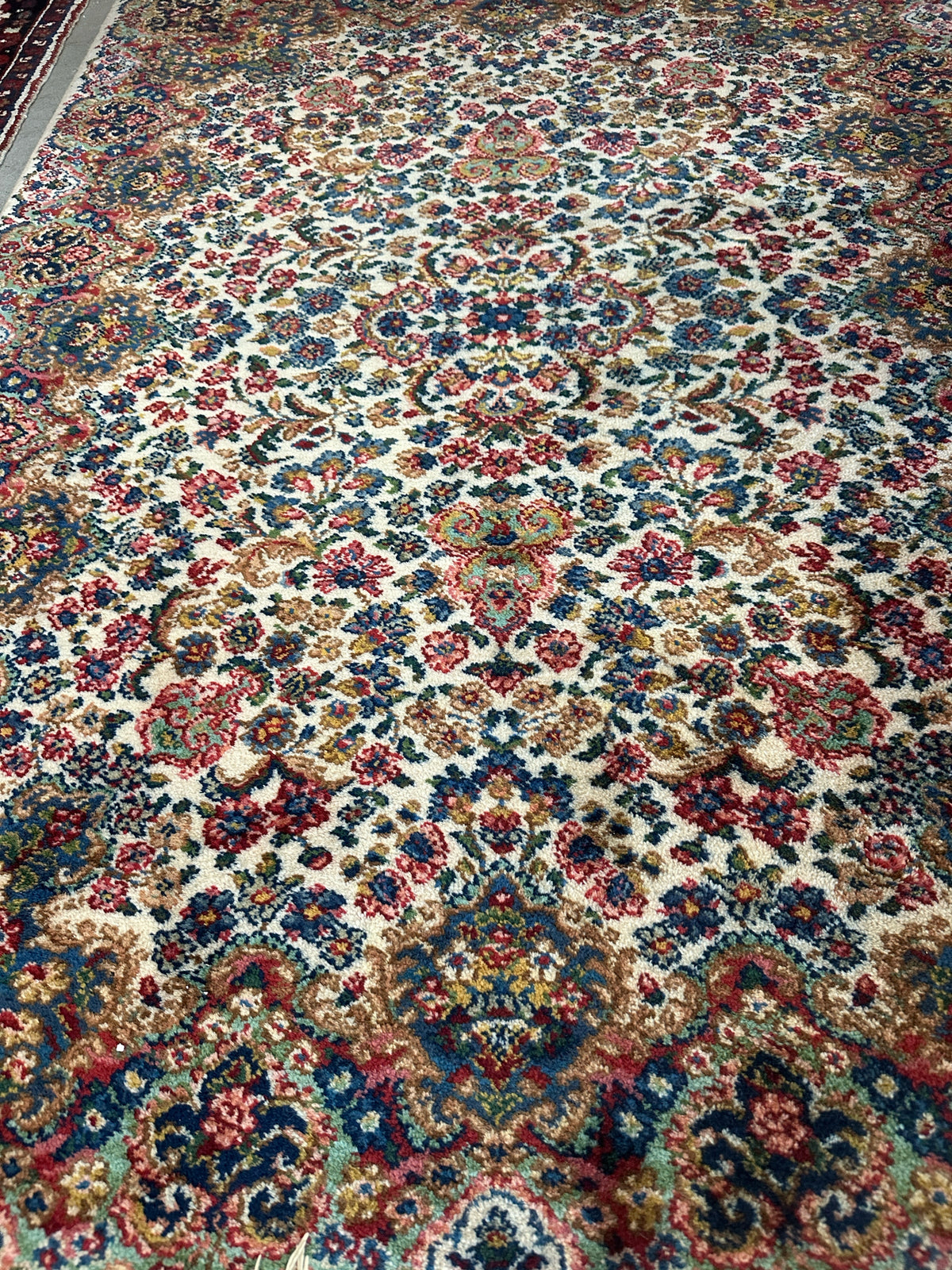 Karastan Area Rug - Floral Kirman