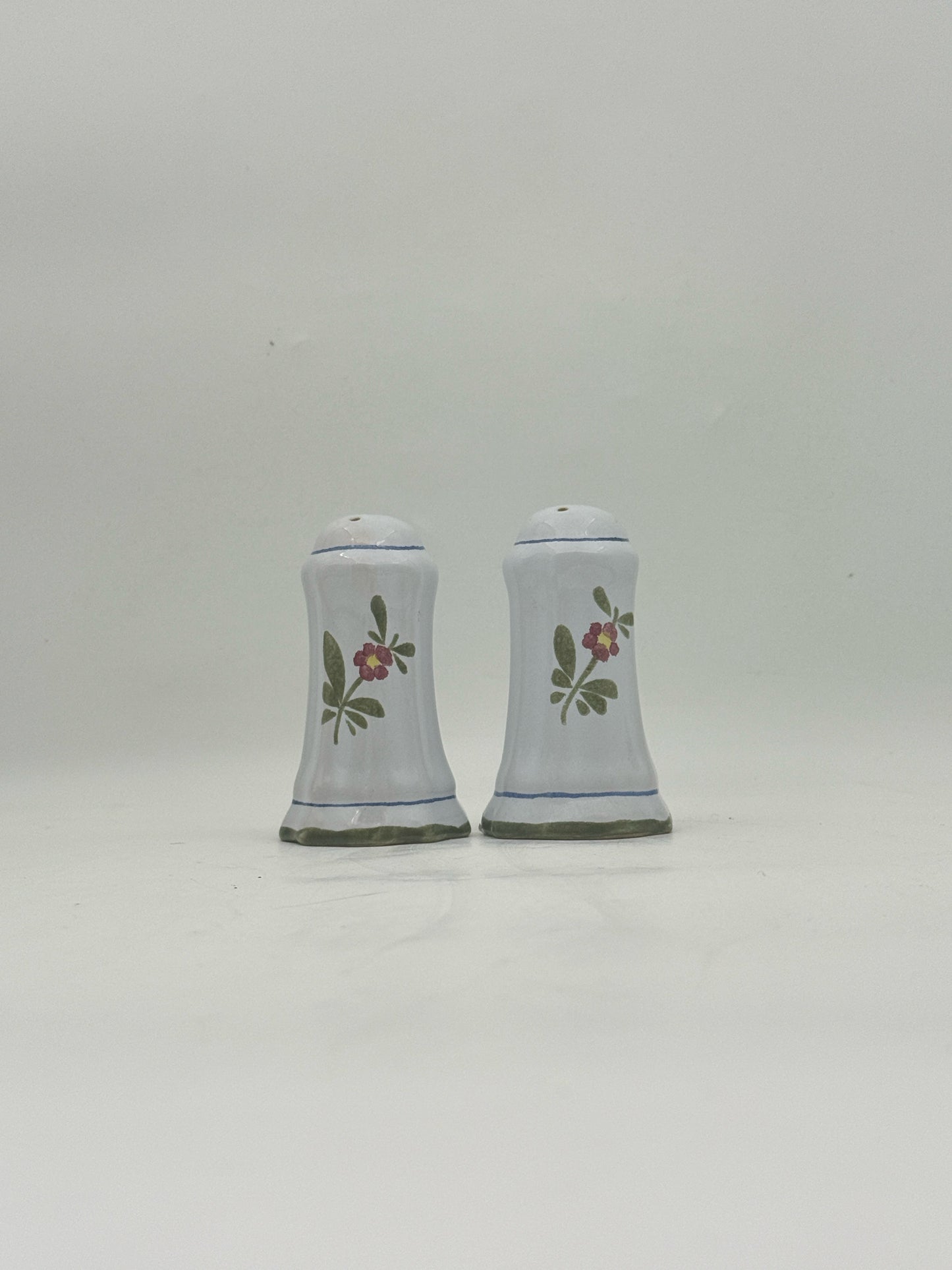Cantagalli "Garafaro Carnation" 52 Piece Dinnerware Set