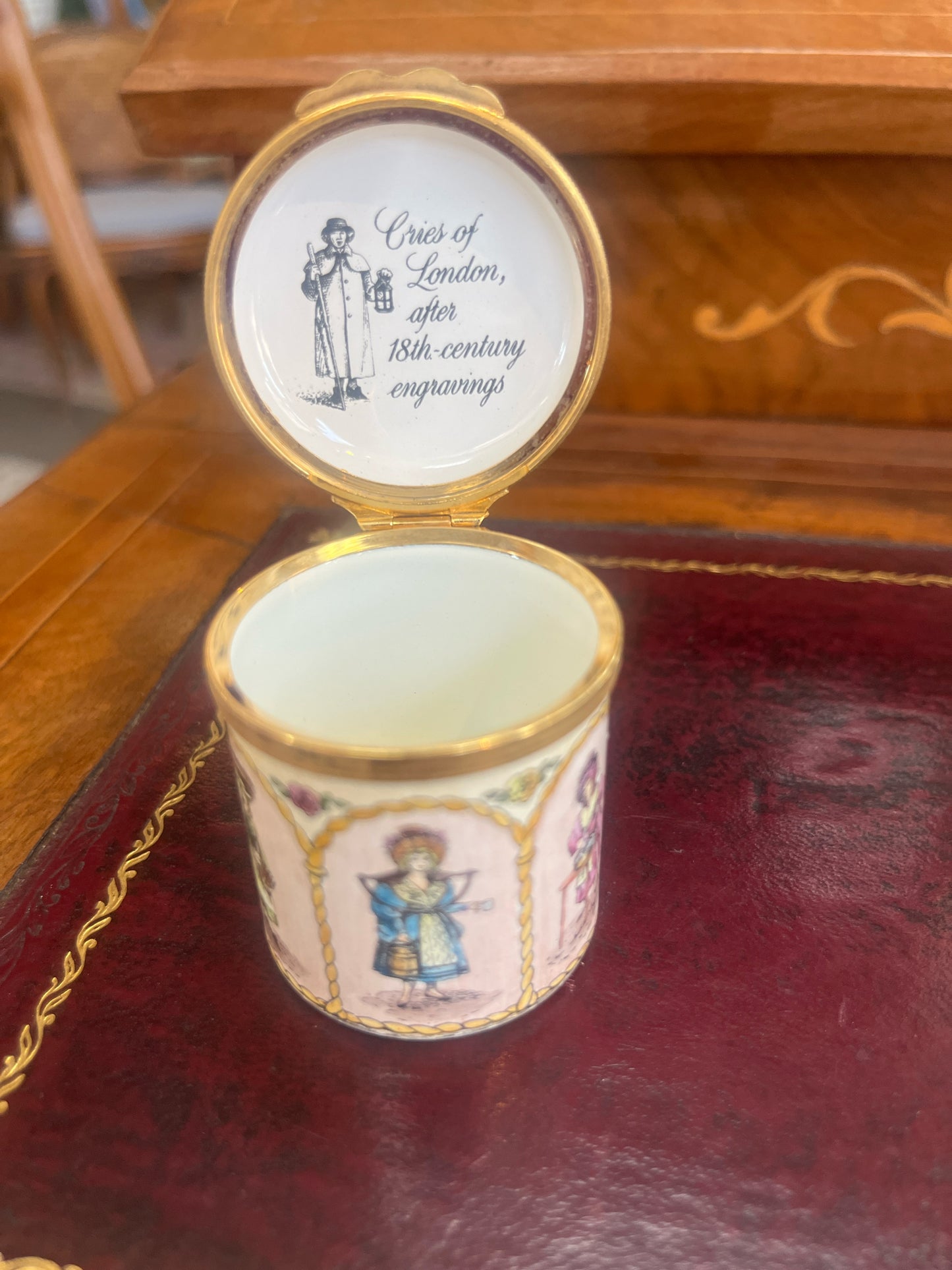 Halcyon English Enamel  Box