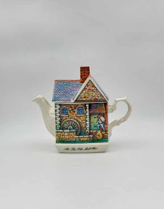 Sadler "The Old Mill" Novelty Teapot – Cottage Watermill Design