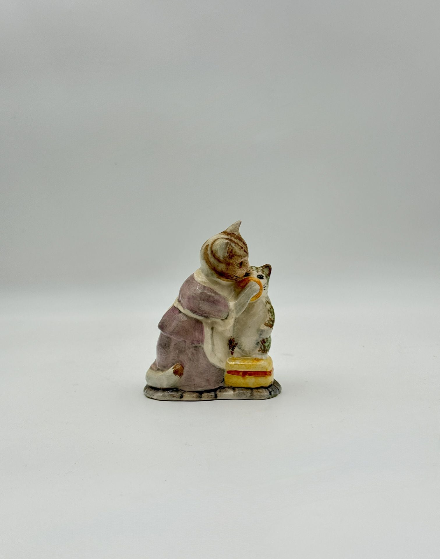 Beatrix Potter “Tabitha Twitchit & Miss Moppet” Figurine – Beswick England