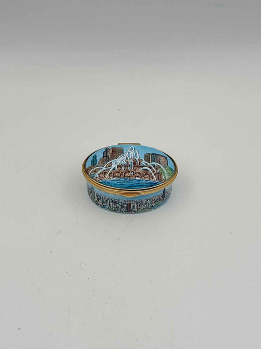 Staffordshire "Buckingham Fountain Chicago" Enamel Box