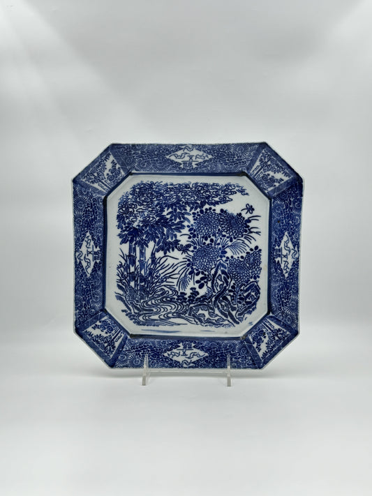 Chinese Blue & White Octagonal Platter – Flowers and Grasses