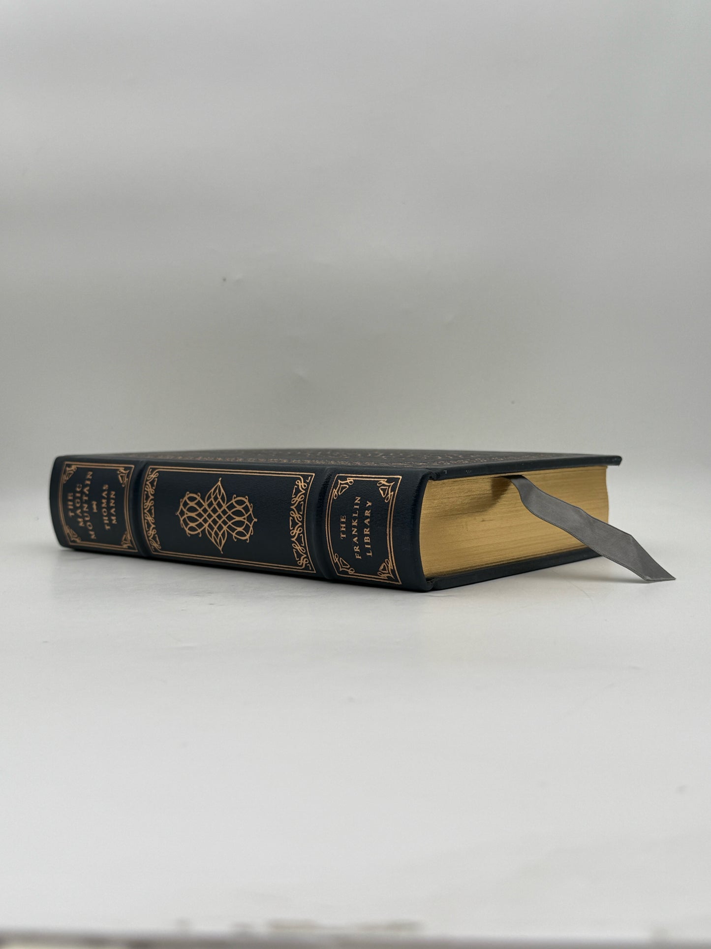Thomas Mann "Magic Mountain" Hardcover Book- Franklin Edition