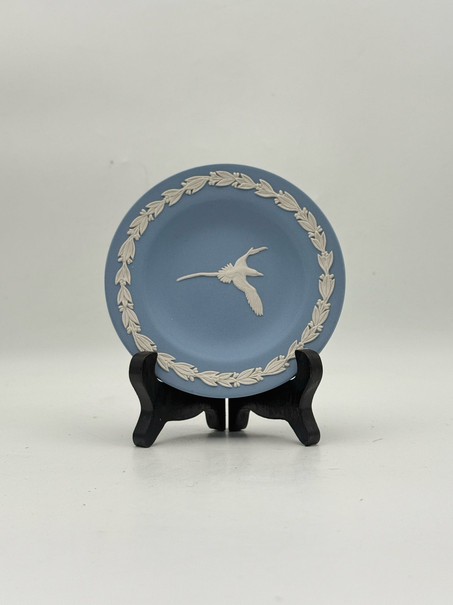 Wedgwood Longtail Bird Round Trinket Dish