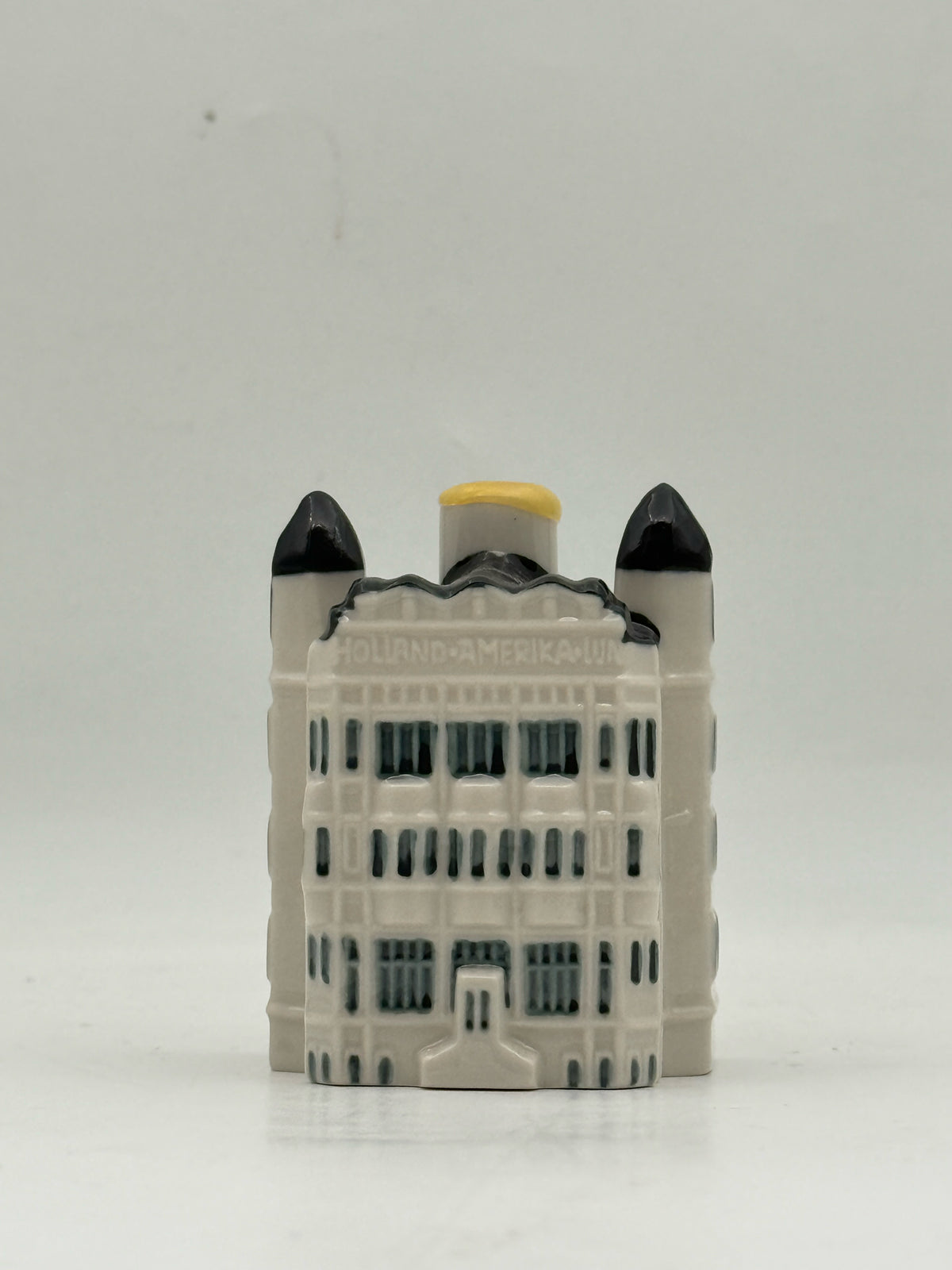 KLM Delft Blue House #97- Hotel New York