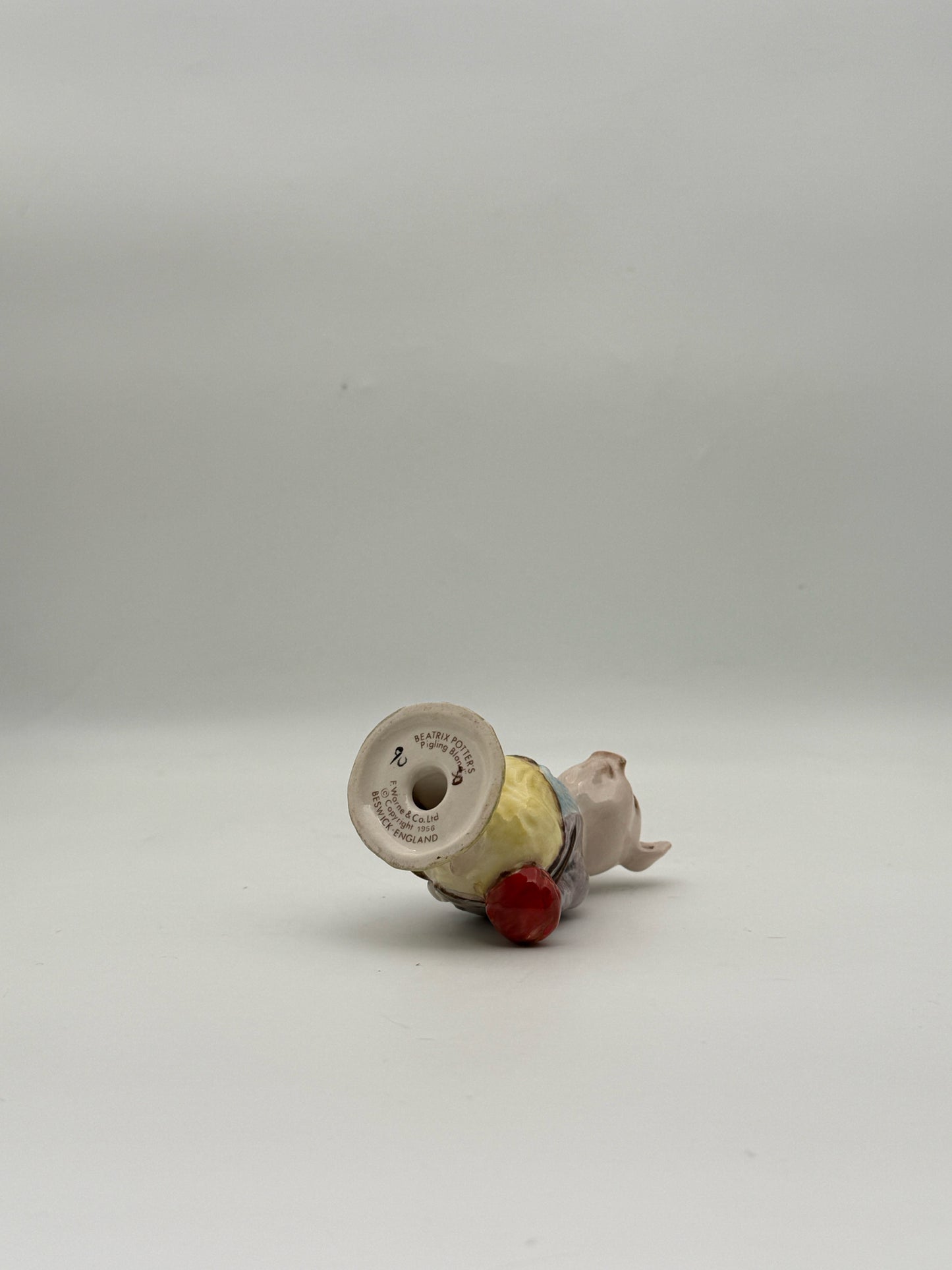 Beswick Beatrix Potter Figurine- Pigling Bland
