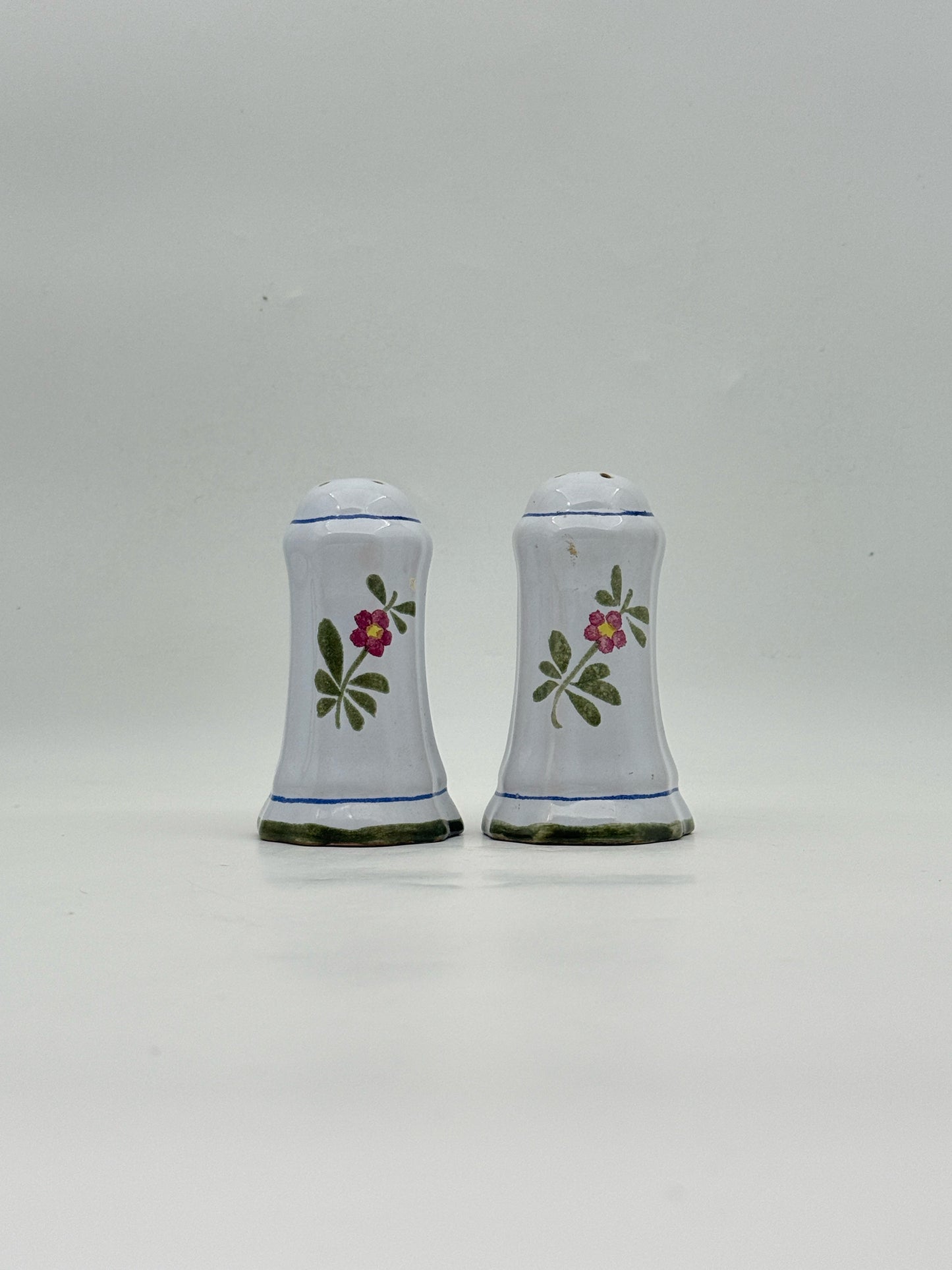 Cantagalli "Garofaro Carnation" Salt And Pepper Shaker