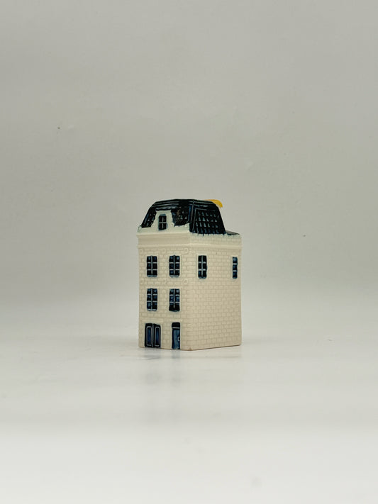 KLM Delft Blue House #43