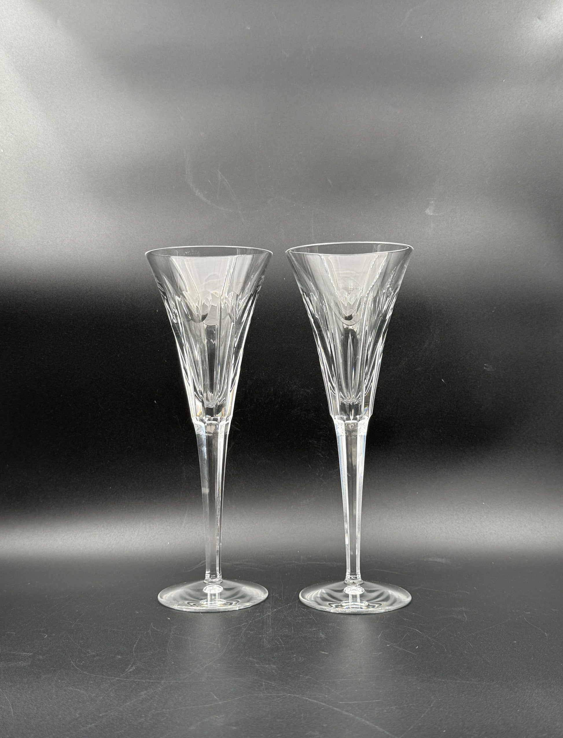 Pair of Millennial Heart Crystal Champagne Flutes – Elegant Set