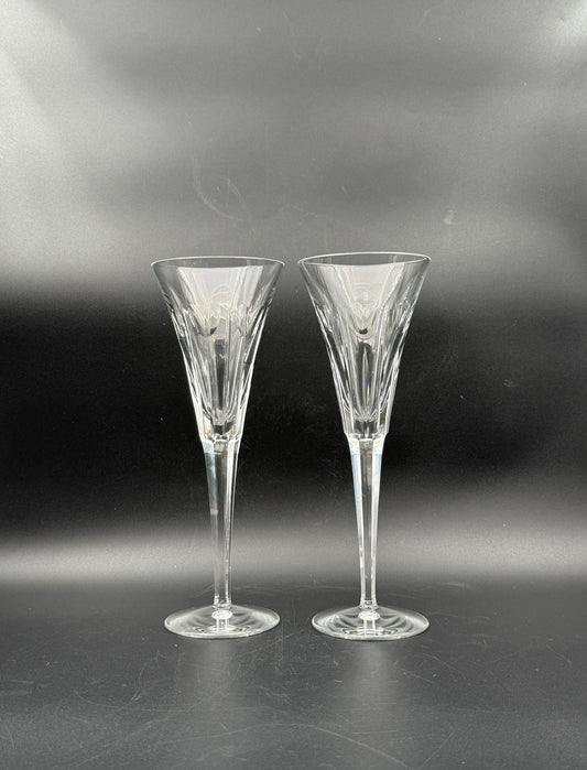 Pair of Millennial Heart Crystal Champagne Flutes – Elegant Set