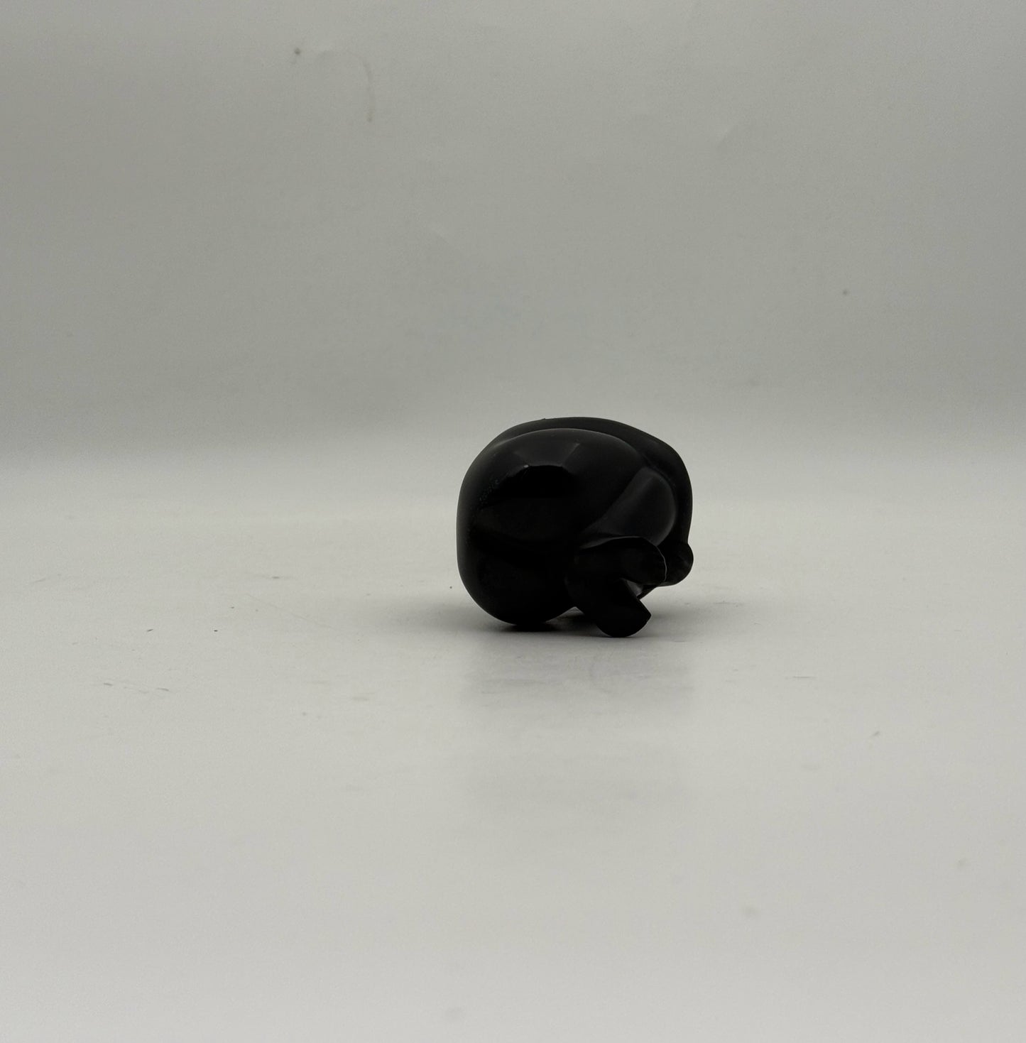 Lalique Nu Assis Noir Figurine With Box